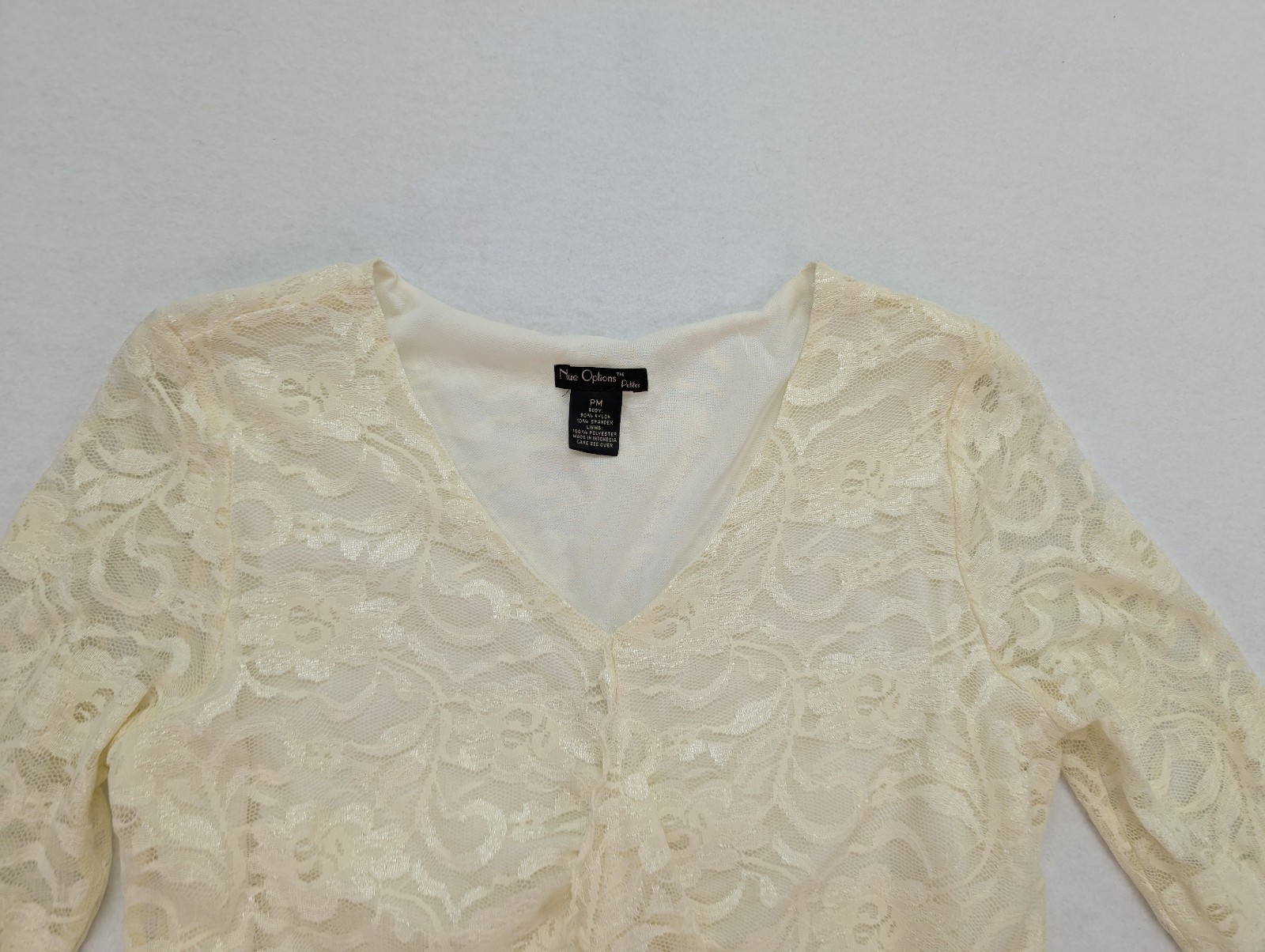 Nue Options Petites Women’s Top Size PM Ivory Cream Lace Ruffle
