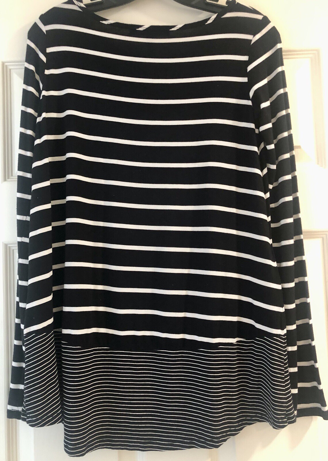 BCBGMACAZRIA Striped Pullover Quiet Luxury Athleisure Resortcore Size XS