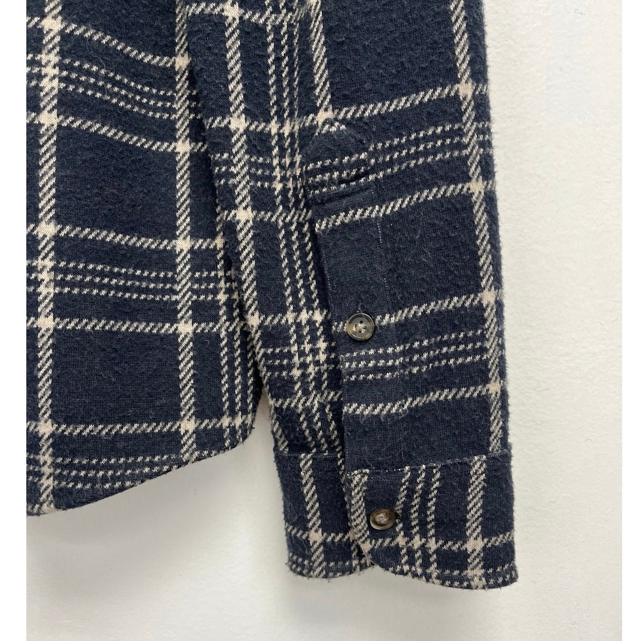 Faherty Legend Sweater Shirt Flannel Soft Stretch Knit Dakota Plaid – Medium