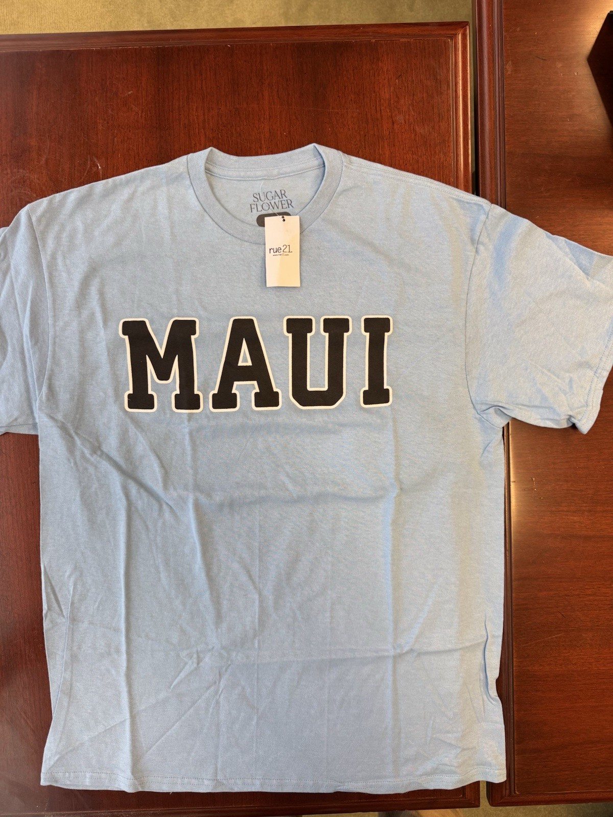 Maui Spellout Rue21 Women’s T-shirt Light Blue Size Large NWT