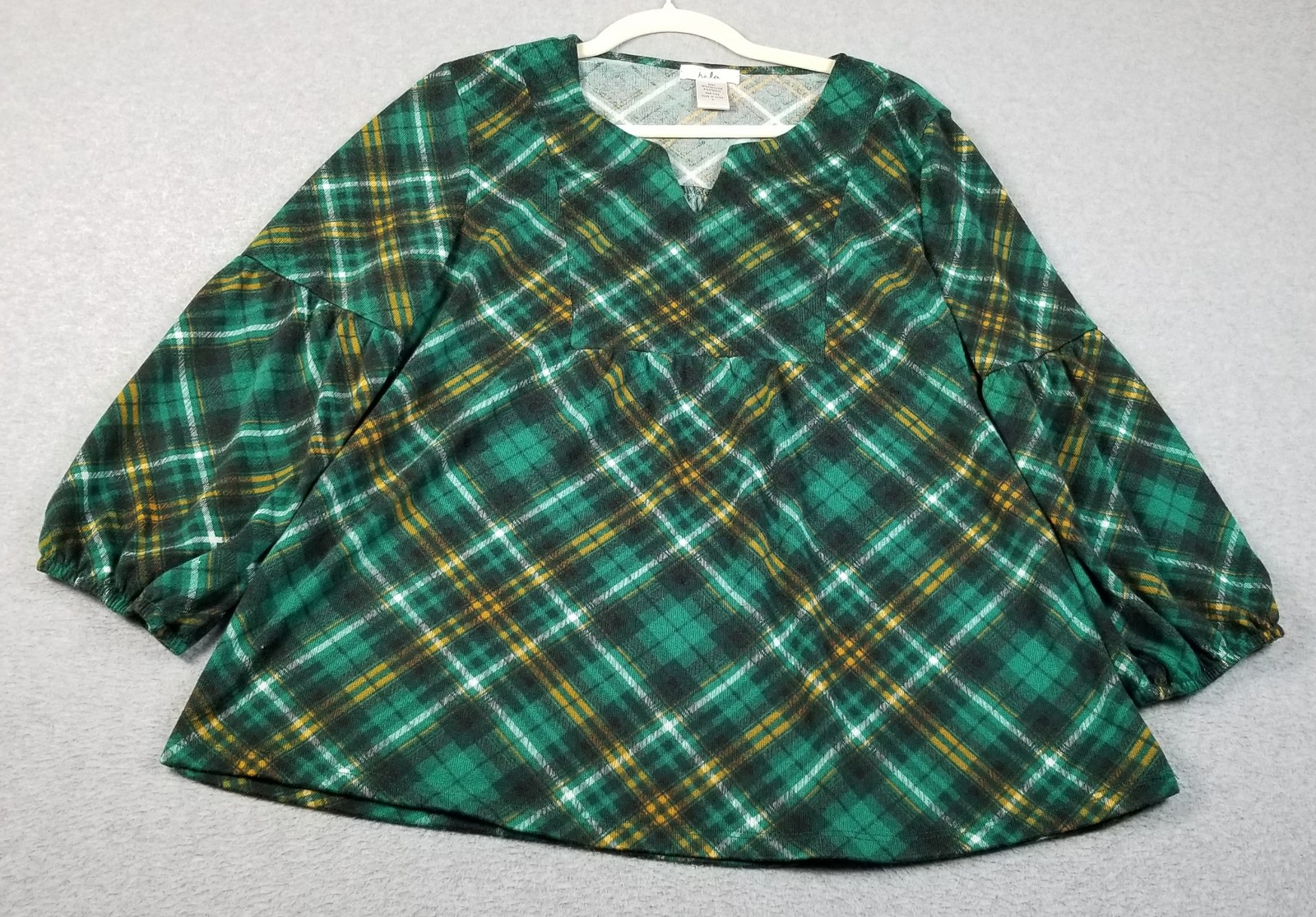 Isela Top Women’s Large Black Green Yellow Tartan Plaid Long Sleeve Stretch Knit