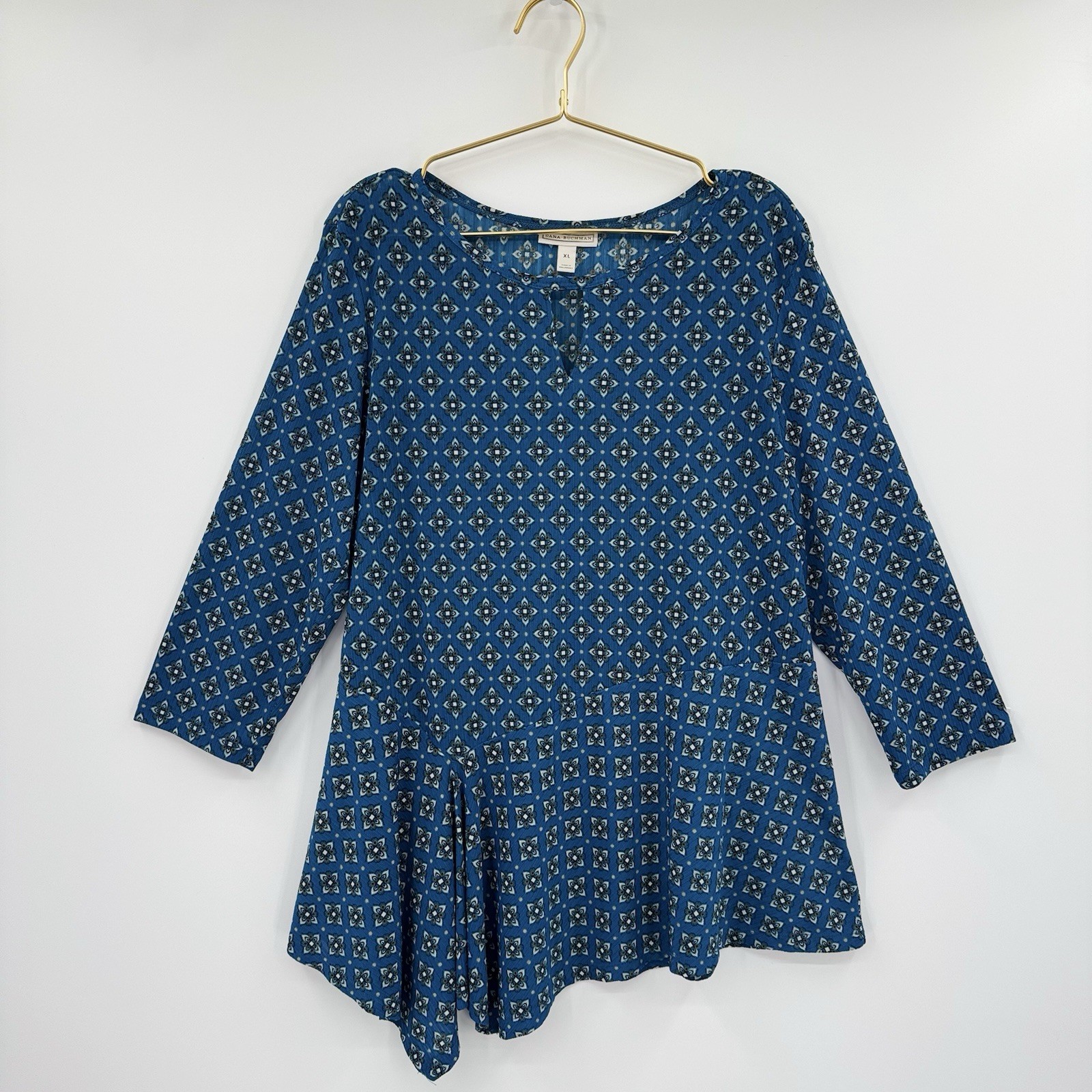 Dana Buchman Womens Tunic Top XL Blue Floral Keyhole Neck Stretch Asymetric