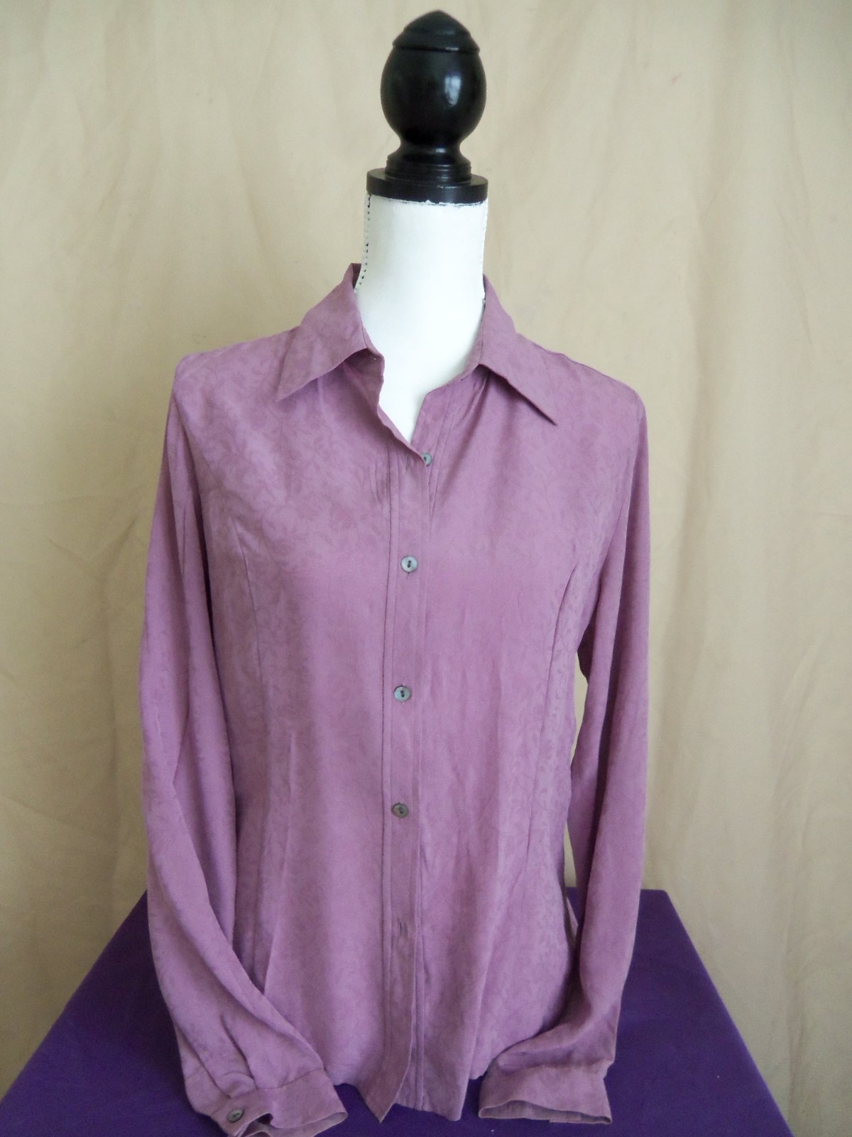 90s Casual Corner lavender matte silk jacquard floral print blouse. Sz.8 & 2