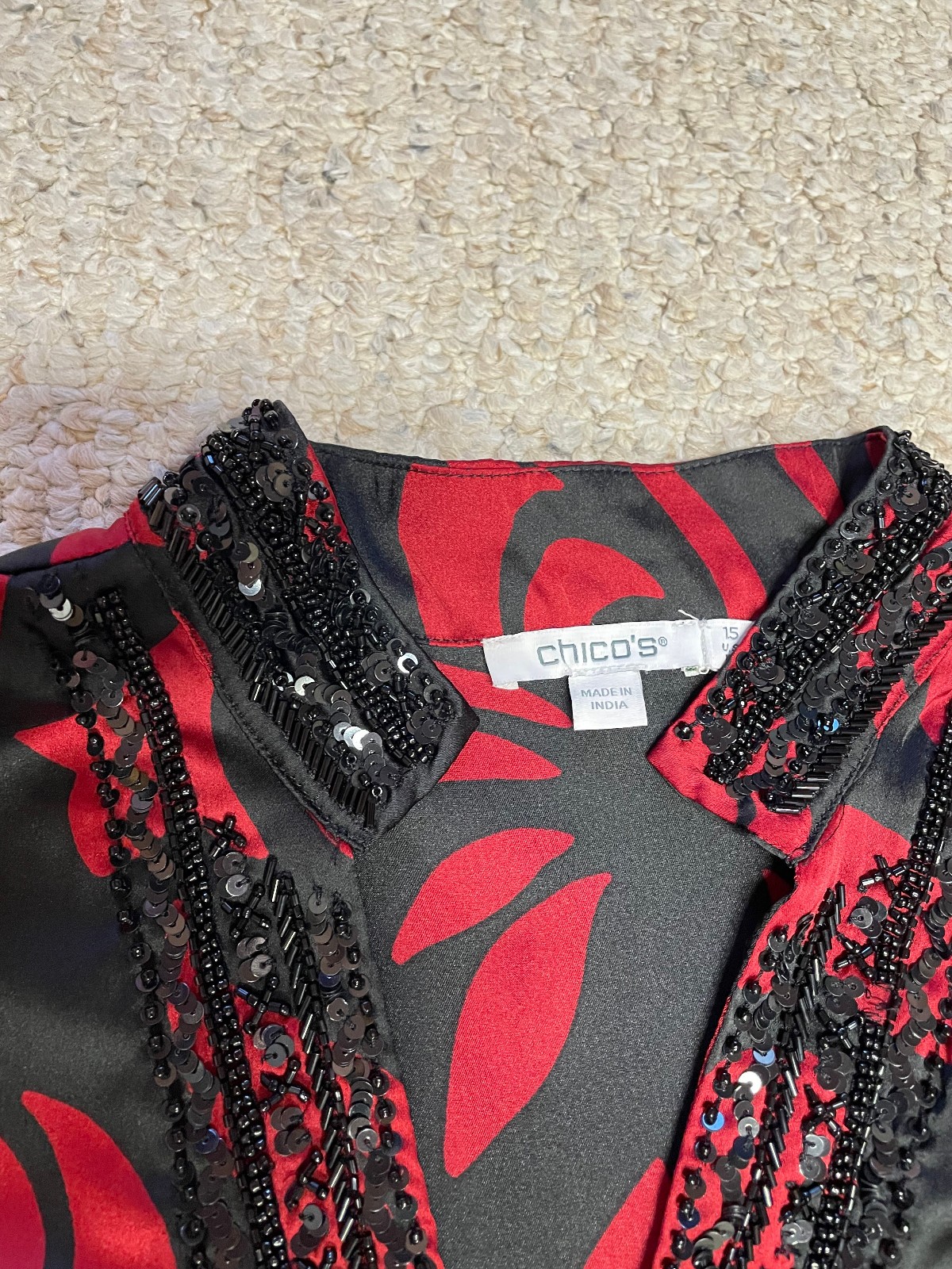 Chico’s satin tunic long sleeve beaded neckline blouse Red Allure Sz 1.5/10