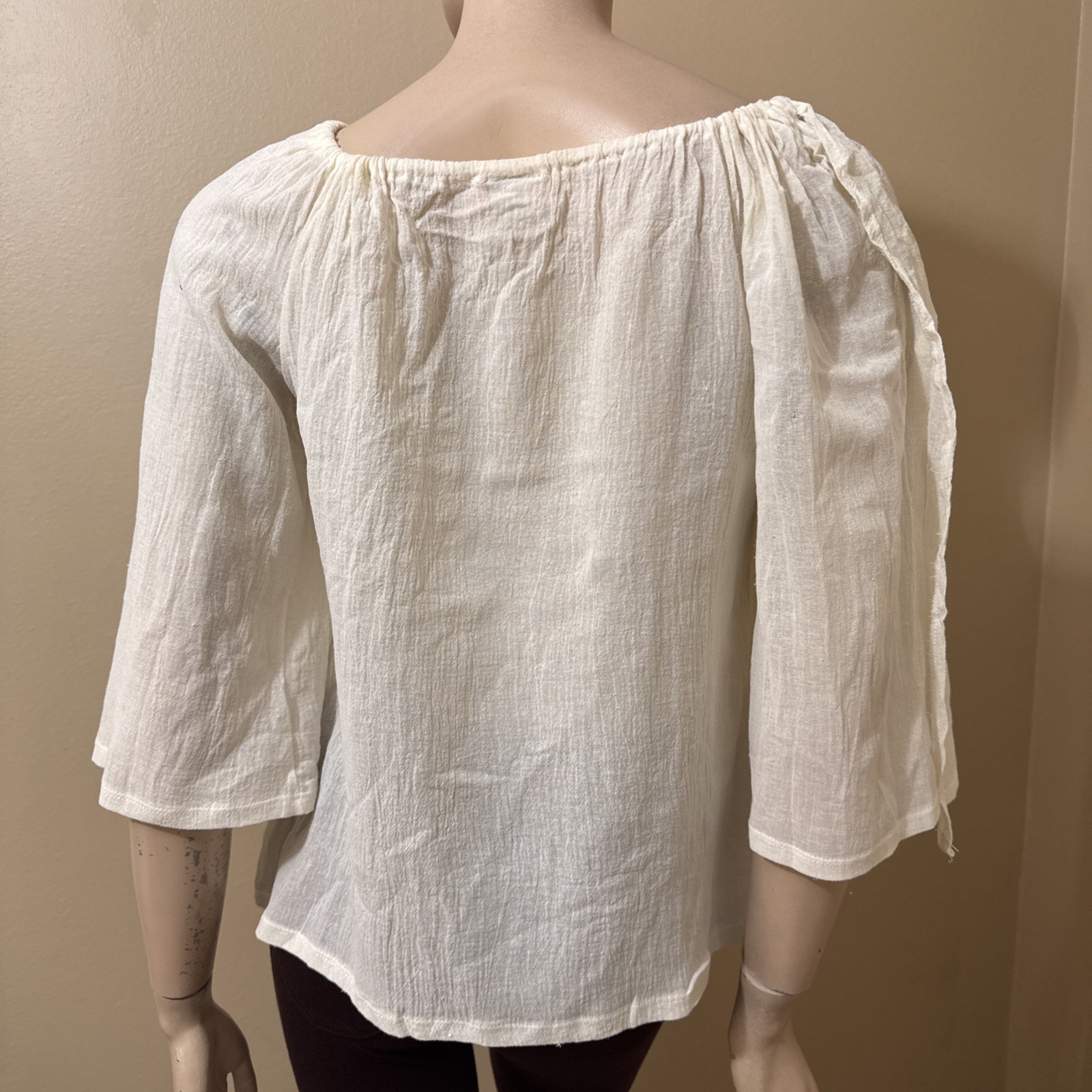 Women’s Ivory Cotton Casual Boho Lace Long Sleeve Slit Tied Size M Blouse Top