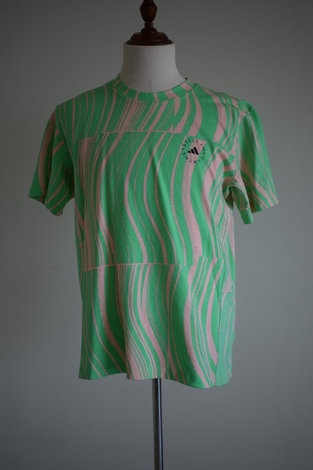Stella McCartney by Adidas BNWT TrueCasuals Graphic tee Unisex t-shirt green