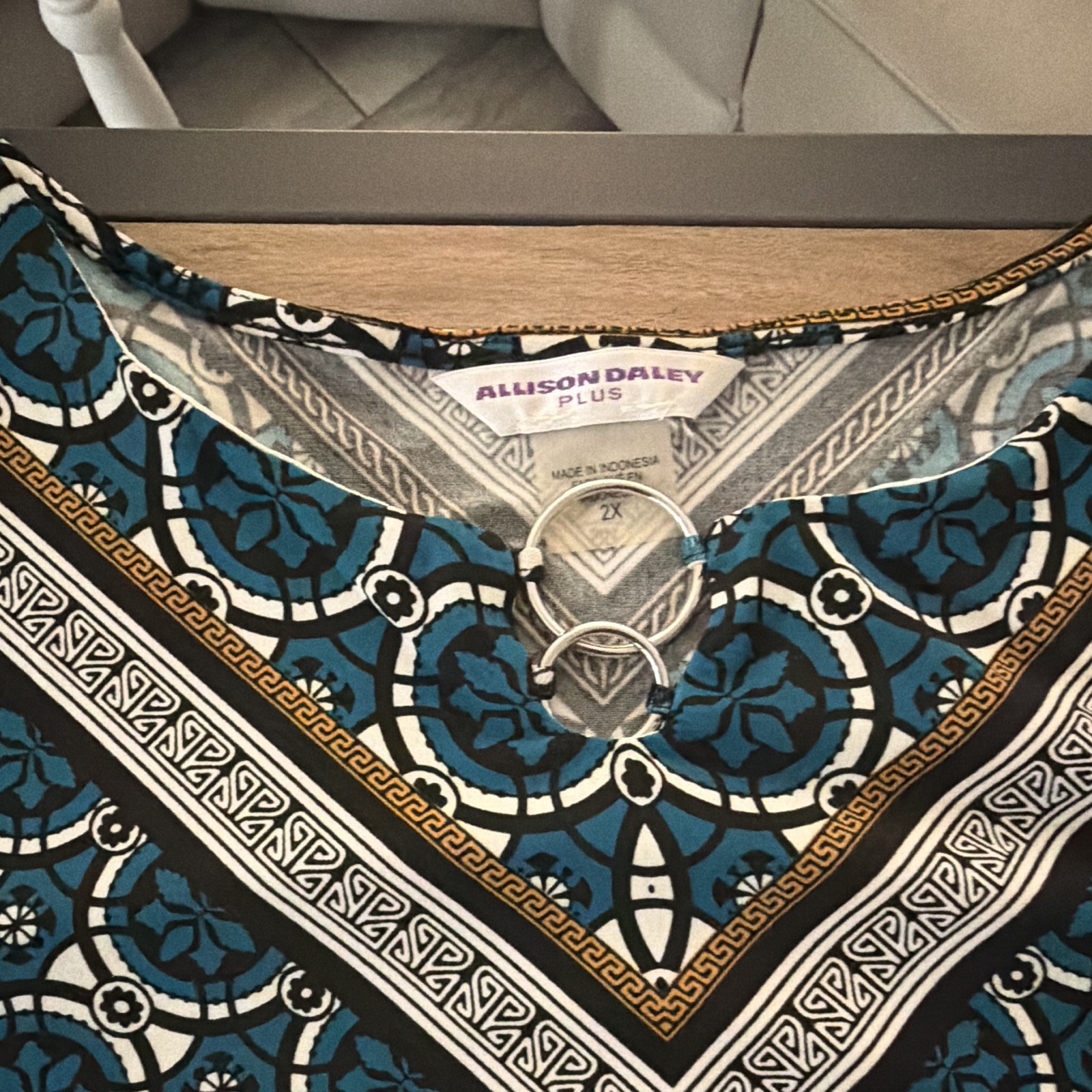Allison Daley Women’s Plus 2X Blue Geometric Round Neck 3/4 Sleeve Pullover Top