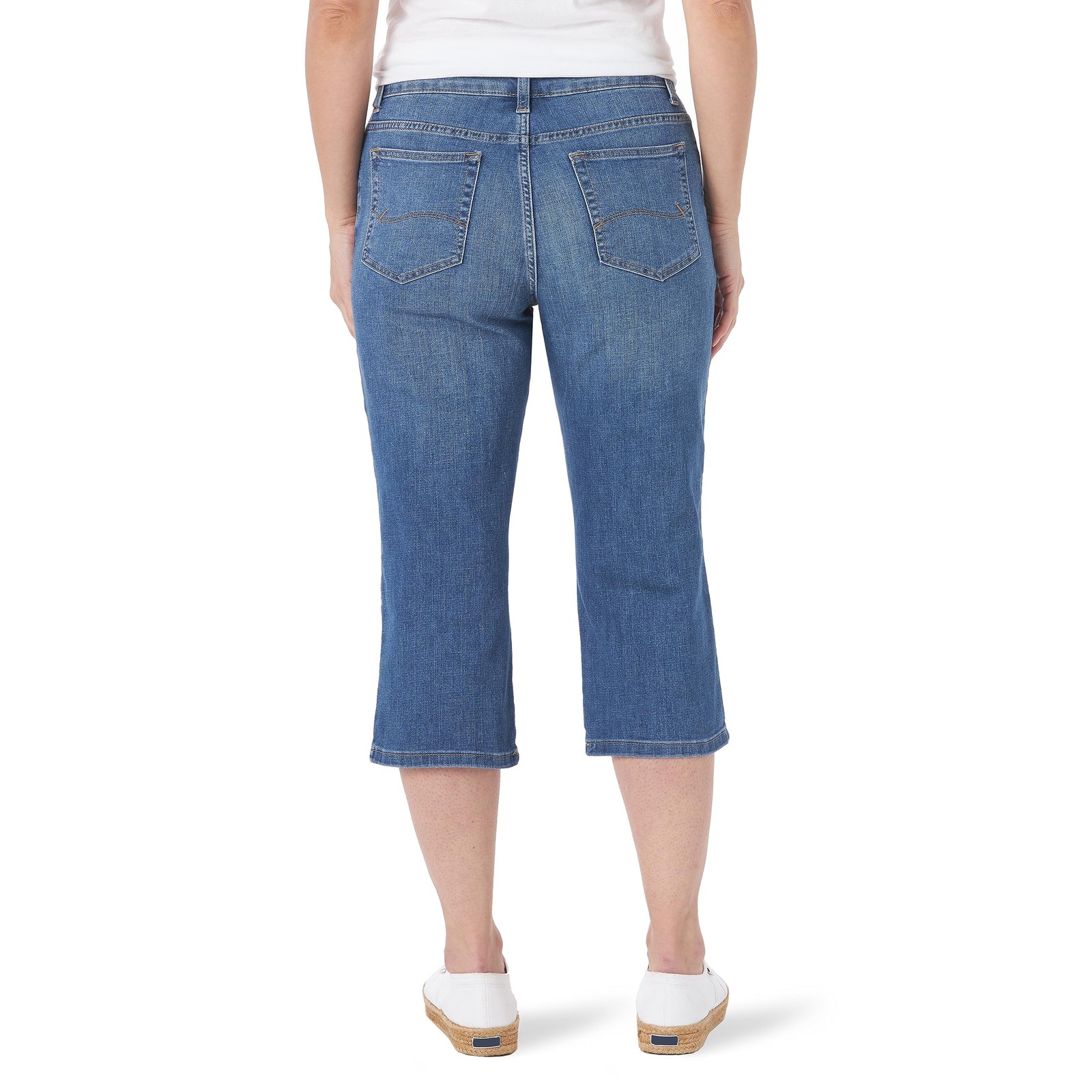 Lee Women’s Relaxed Fit Capri Jean Soar 12