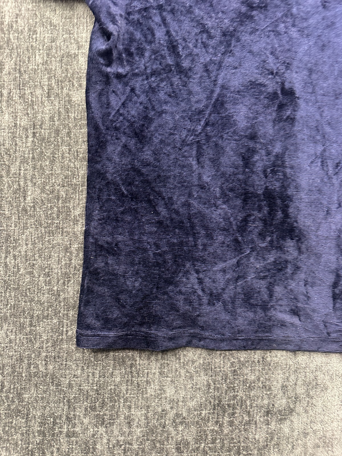 New York & Company T Shirt Womens Medium Navy Blue Rayon Comfort Velvet Casual