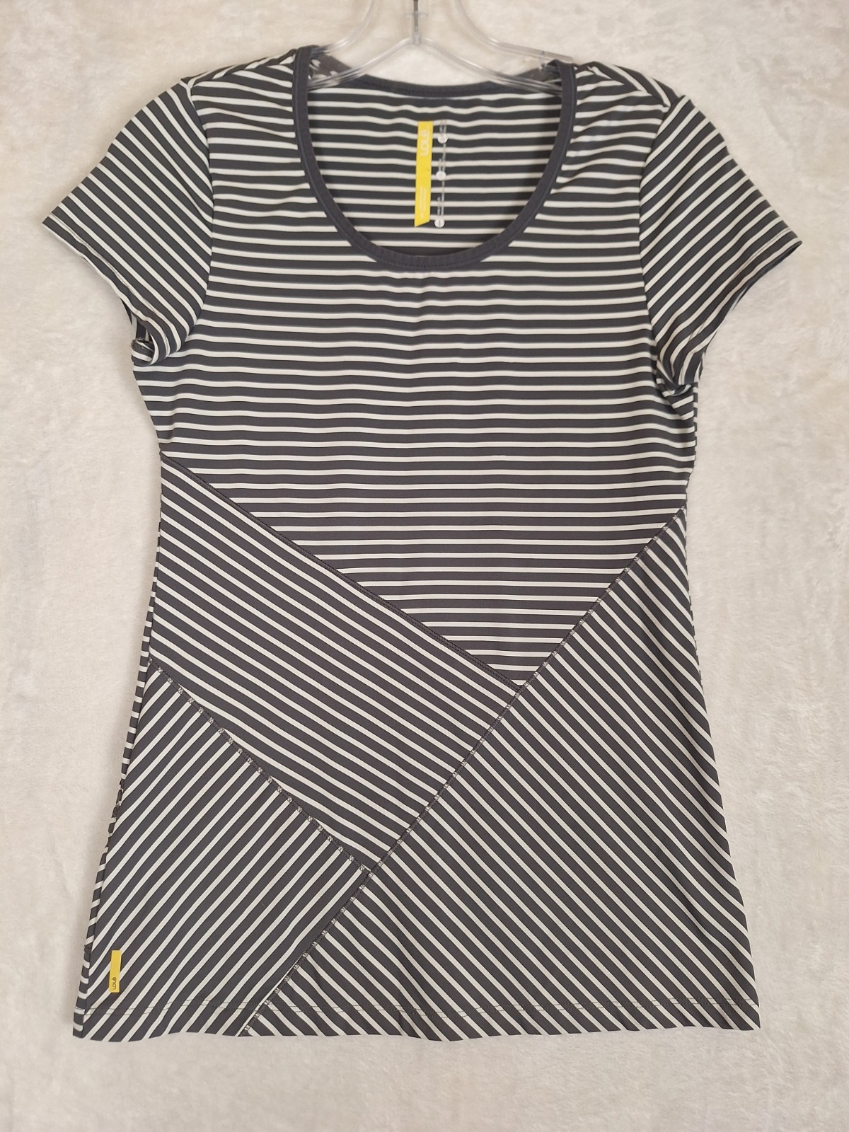 Lole Women’s Small Shirt Gray White Stripe Stretch Athletic Pocket UPF Wicking