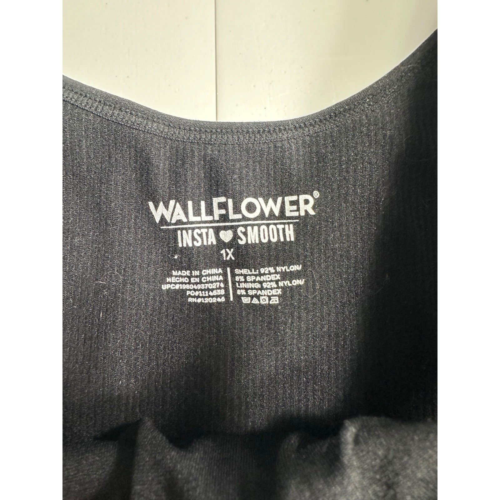Wallflower Insta Smooth Black Ribbed Crop Tank Top Built In Bra Womens 1X