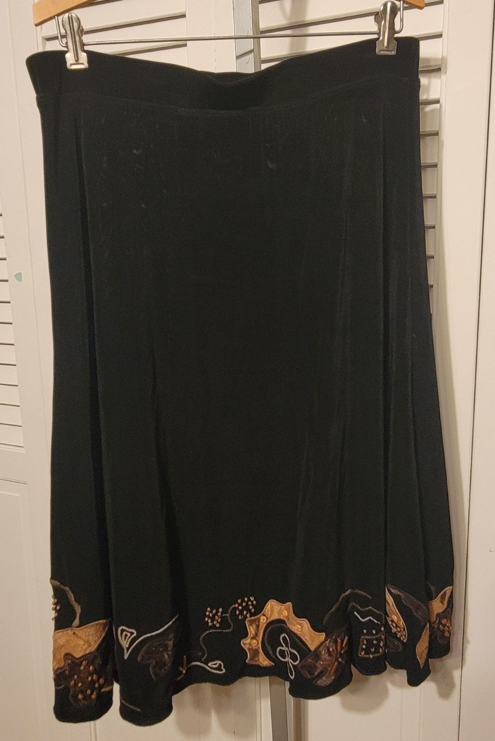 Chico’s Travelers Black Slinky Knit Two Piece Set Skirt(2-L/12) Top(1-M/8)