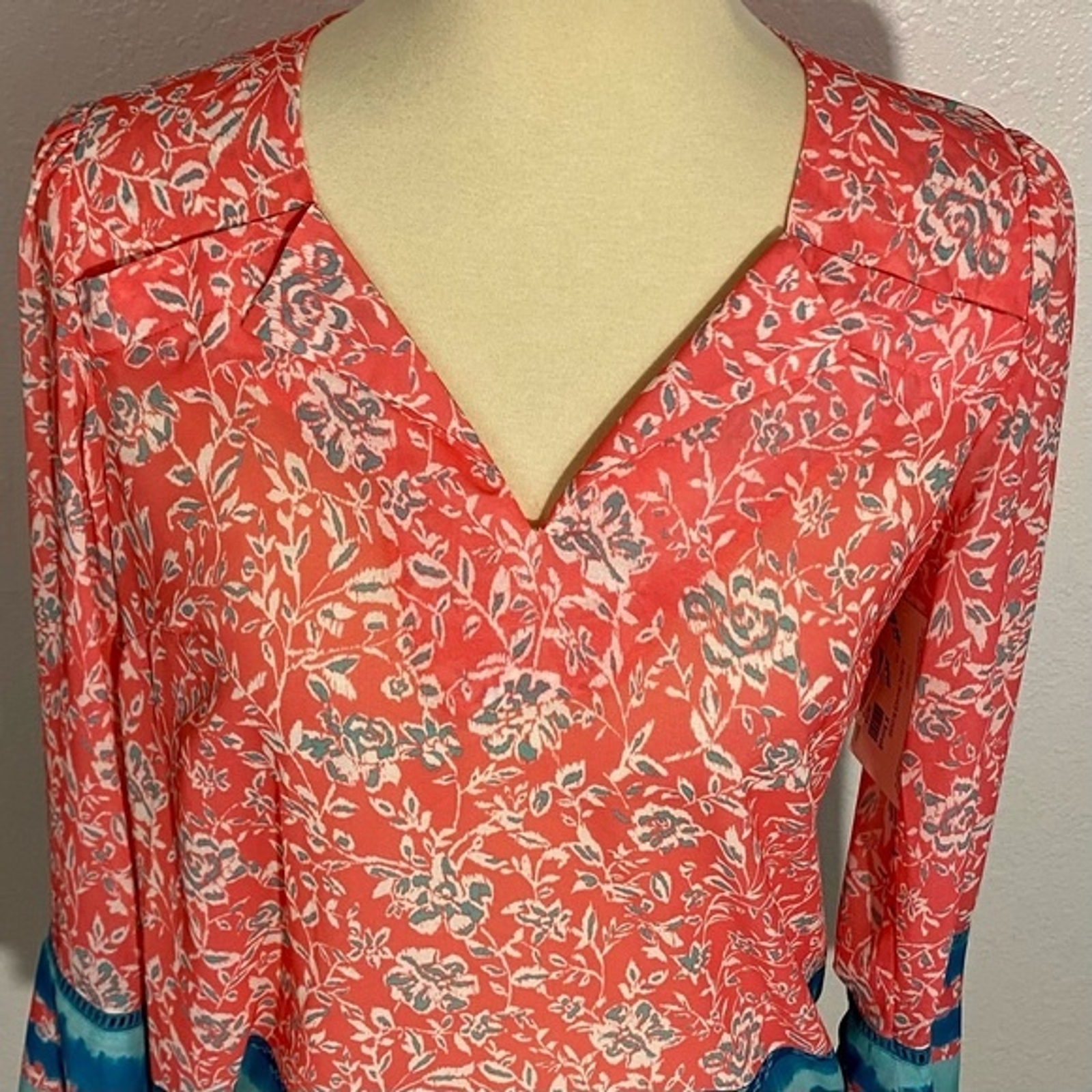 NEW Kut from the Kloth Floral Print Blouse Women’s Size XS Coral Teal Striped