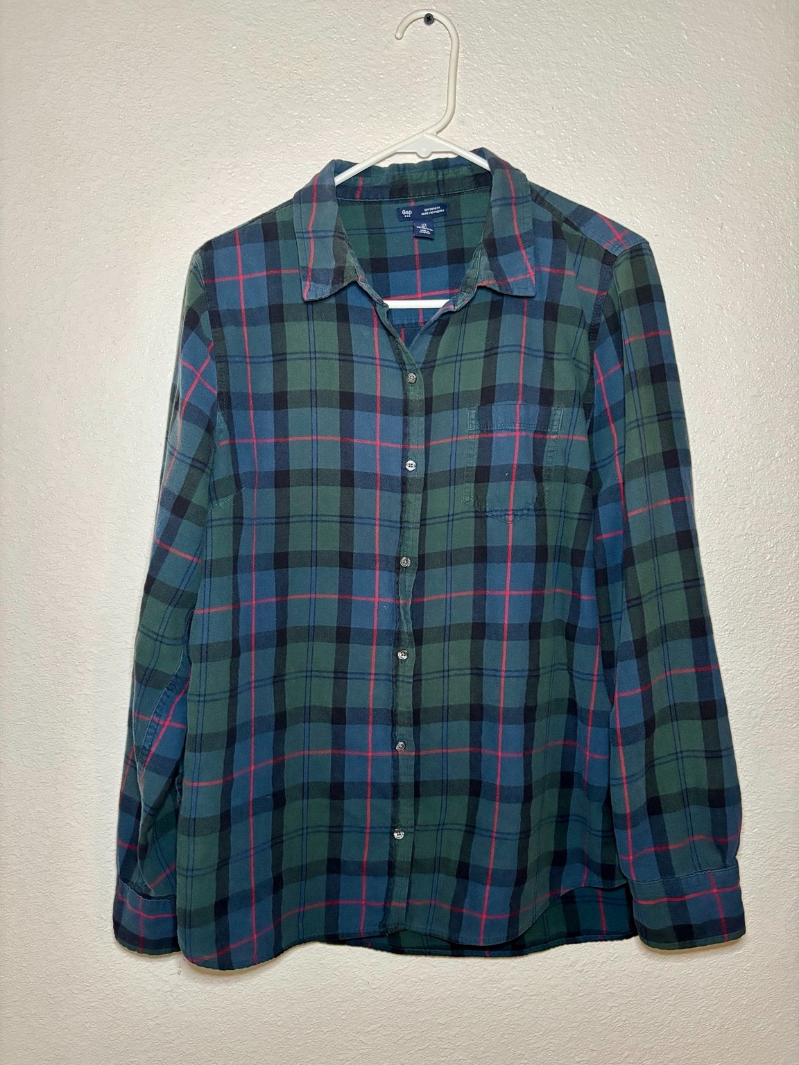 GAP Boyfriend Fit Plaid Flannel Shirt Women’s Size L Green Blue Button-Up 100% C