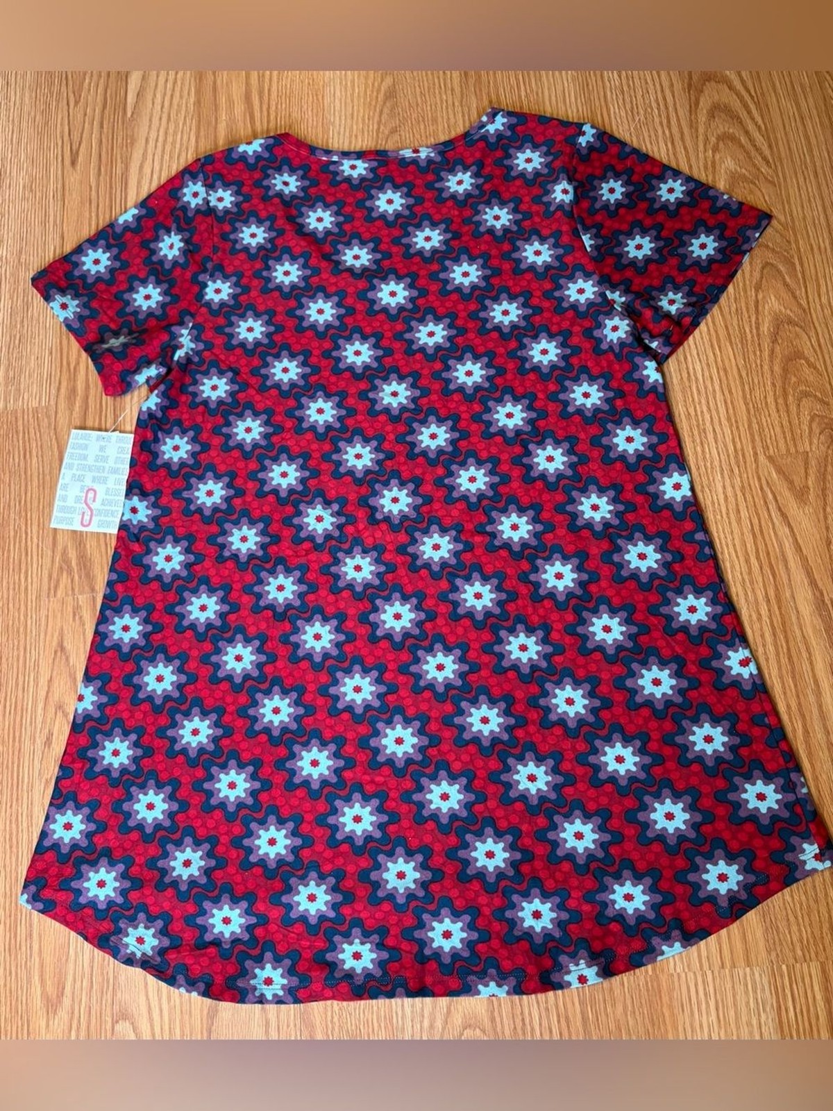 LuLaRoe Women’s Red Patterned Scoop Neck Top