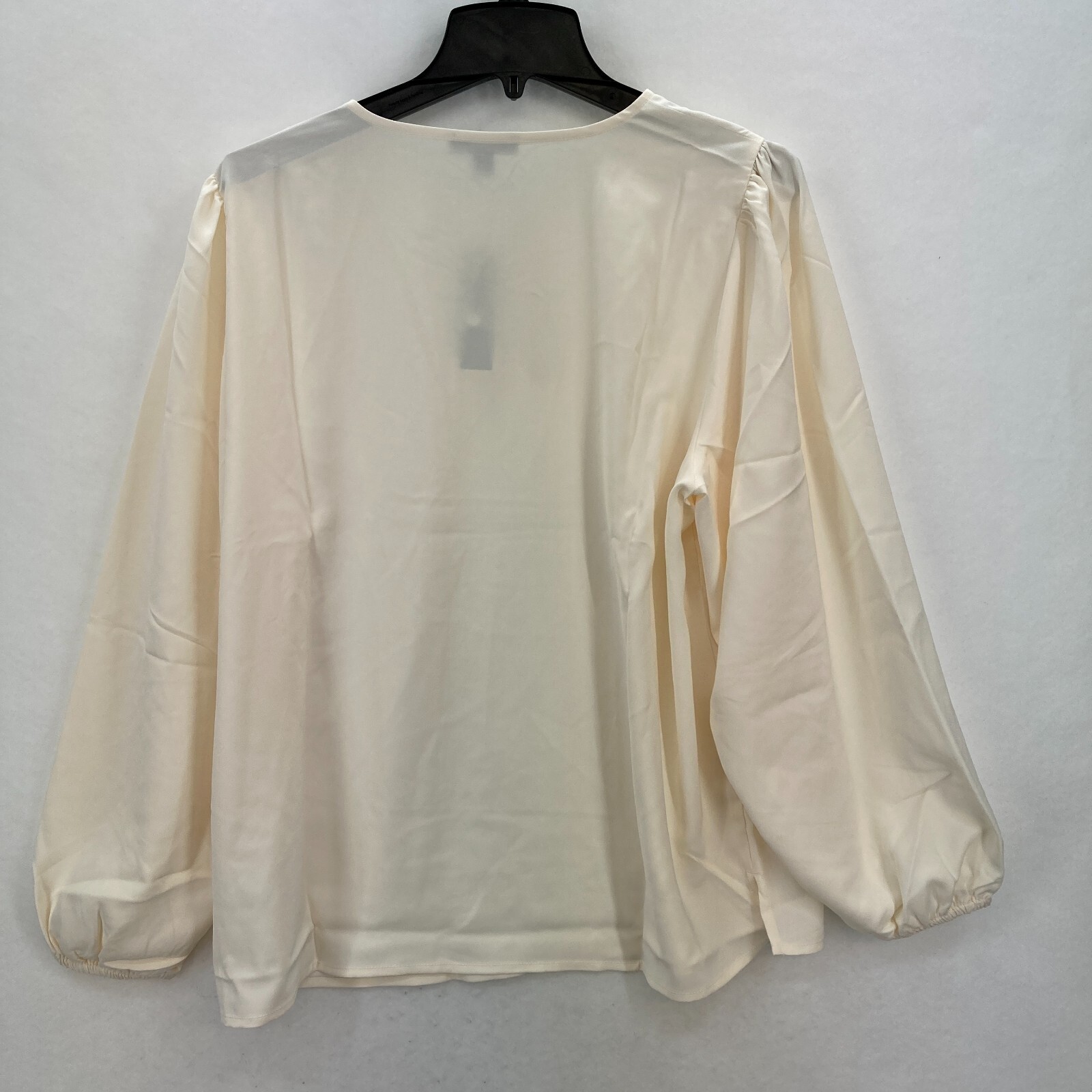 J.Crew Puff Sleeve Satin Back Crepe Top Women’s XLT Tall Ivory Keyhole Neckline