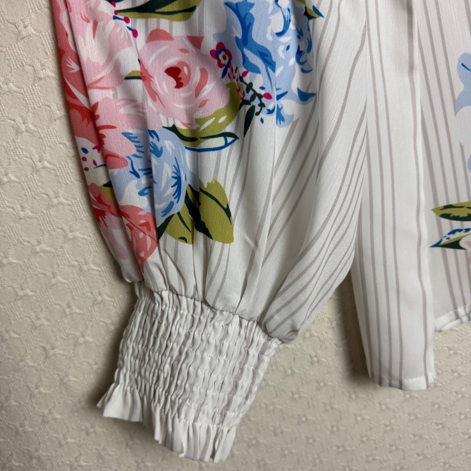 NWT Cupshe Floral Striped Blouse Balloon Sleeve Womens Small Smocked Cuff Boho