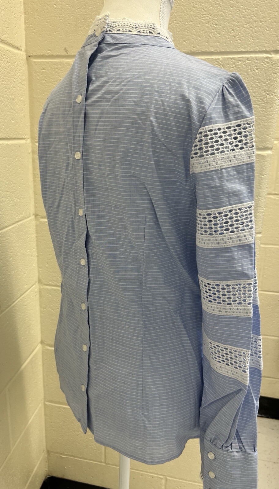 A Loves A Medium Blue LS Lace Inserts