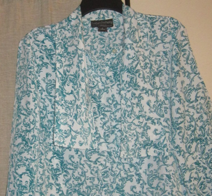 8 s shirt blouse dressy top eggshell blue green teal design vintage Haberdashery