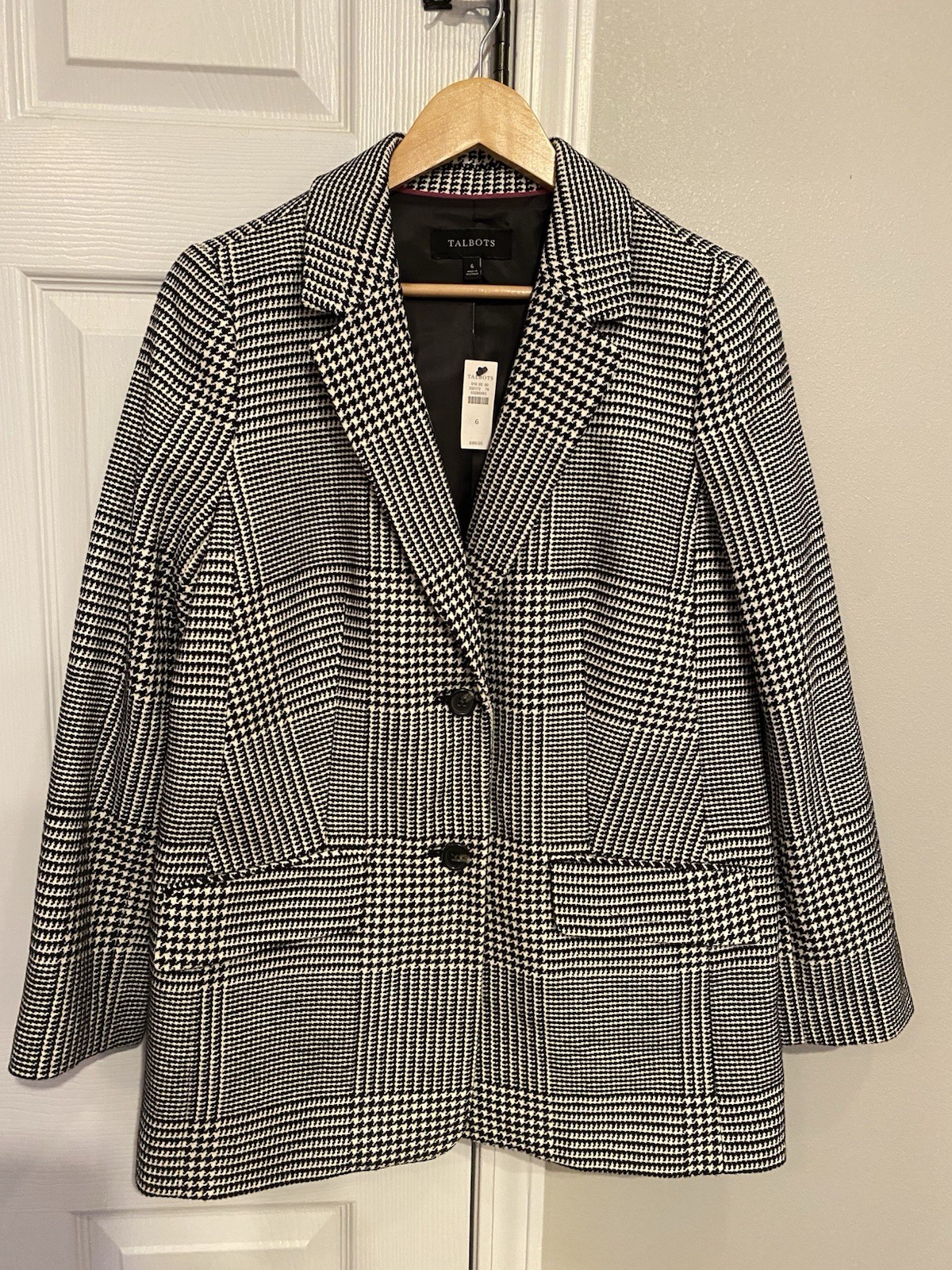 Talbots Women’s Sz 6 Black White Button Front Pockets Lined Jacket Blazer