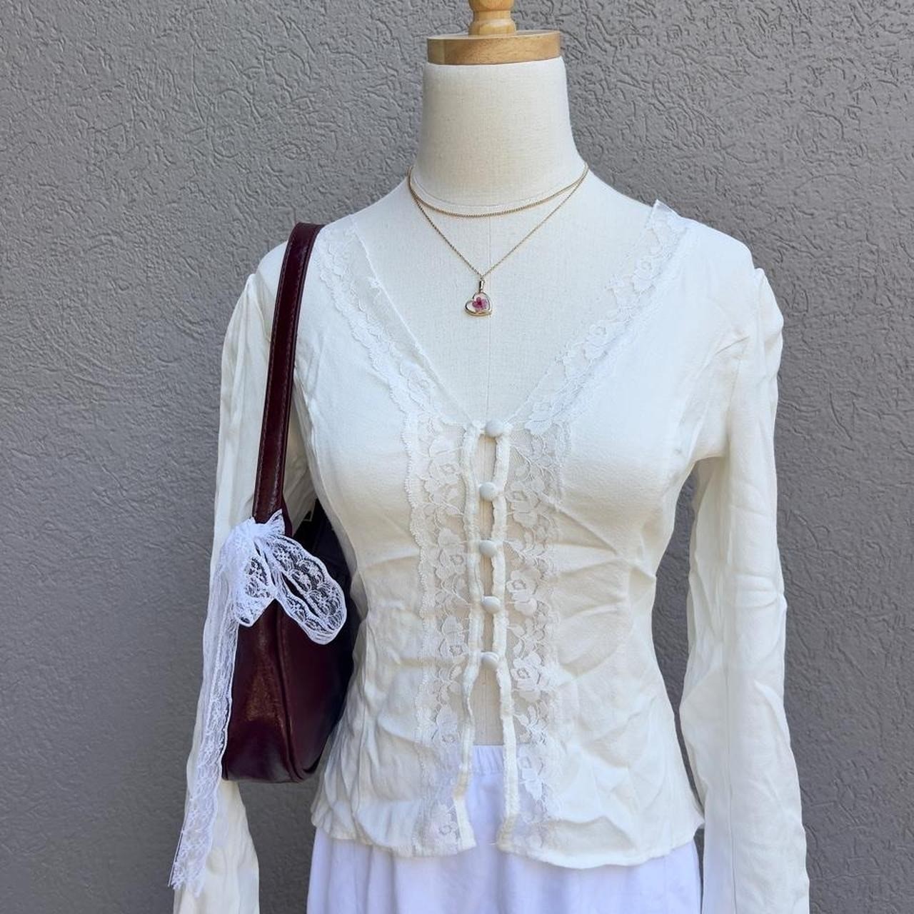 Kourt Cream Lace Button Up Blouse Top Size 6 NWOT Boho Fairy Romantic
