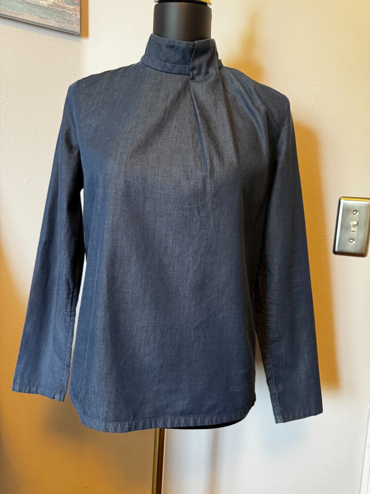 KATE SPADE Saturday Denim Pleated High Neck Blouse Top Sz XS Wore Once EUC!