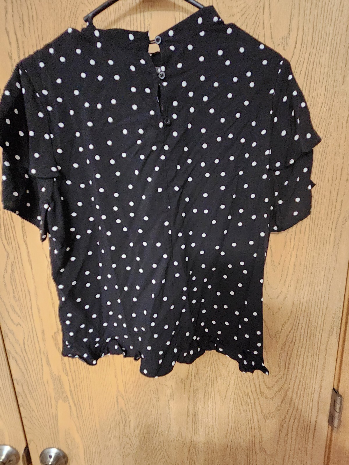 Paper Crane Black/White Polka Dot Mock Neck Ruffle Flutter Sleeve Blouse L