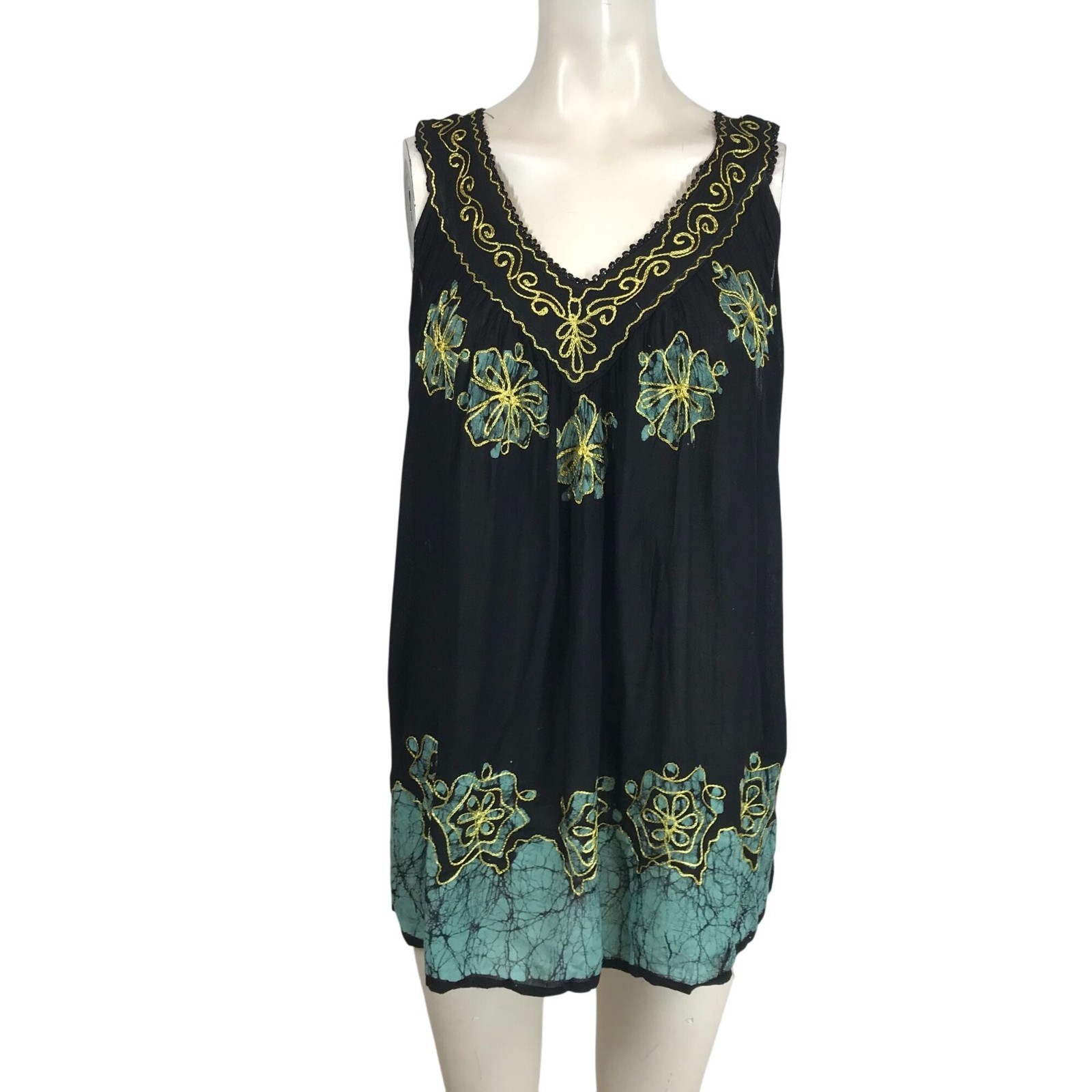 SAKKAS – WOMEN’S FREE SIZE – BLACK/MINT – V NECK 100% COTTON EMBROIDERED TOP