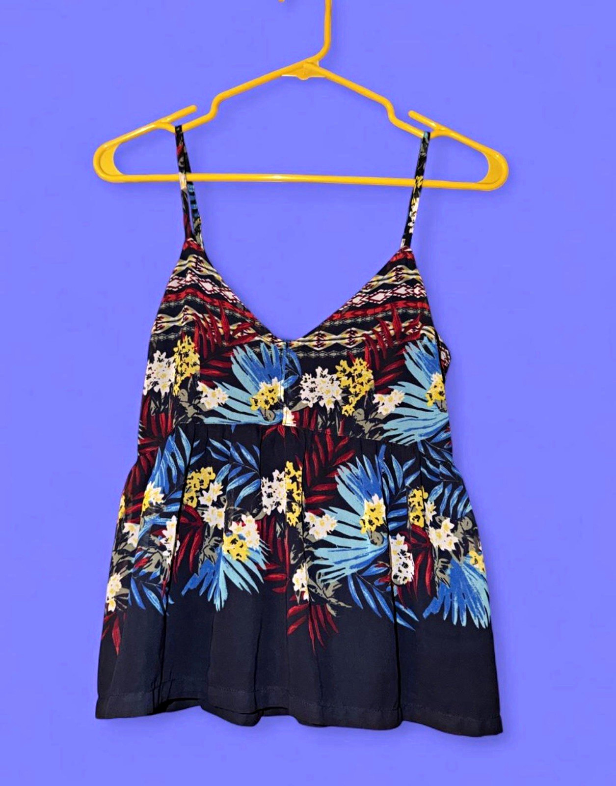 Hollister Women’s Size S Black Floral Spaghetti Strap V-Neck Cami Tank Top