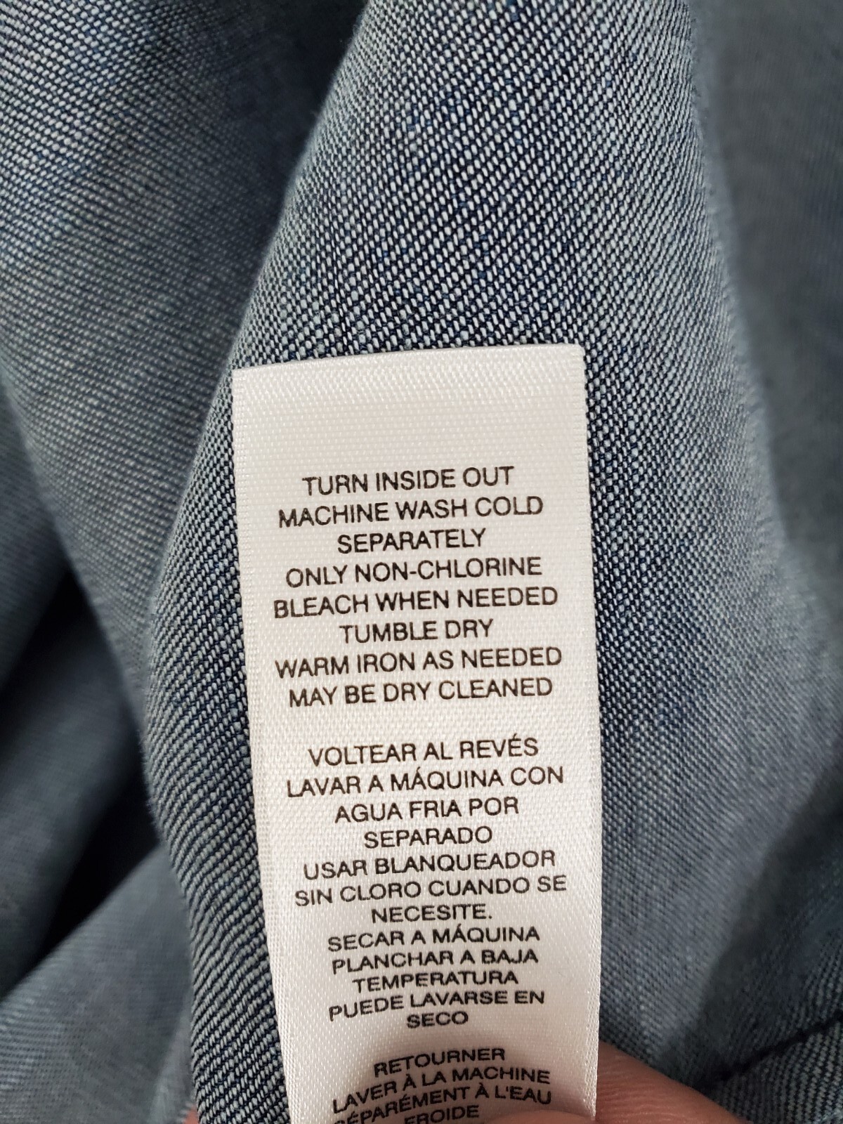 Chico’s Chambray Denim Off Shoulder Linen/Lyocell Elastic Cuff Top Size 1 Medium