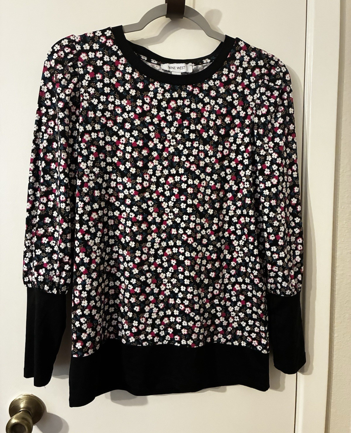 Nine West Women’s S Regular Black Floral Crew Neck 3/4 Sleeve Pullover Top