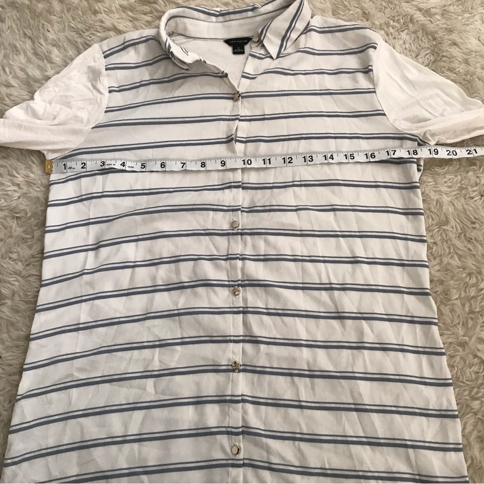 Ann Taylor career button down collared striped mixed fabric blouse small