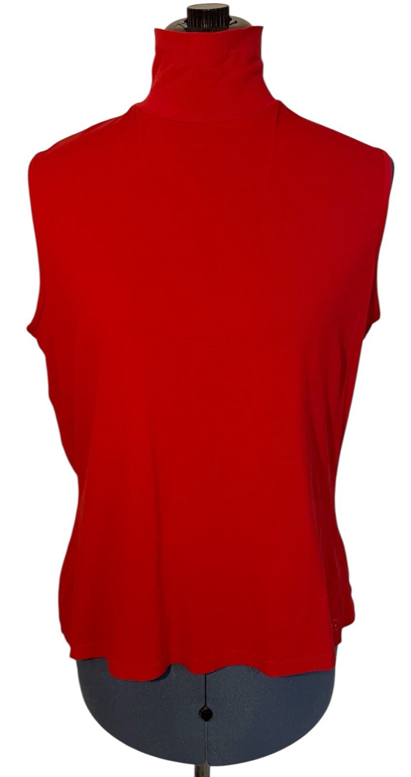 St John Red Mock Neck Sleeveless Strechy Top Holiday Career Luxury Classic USA L
