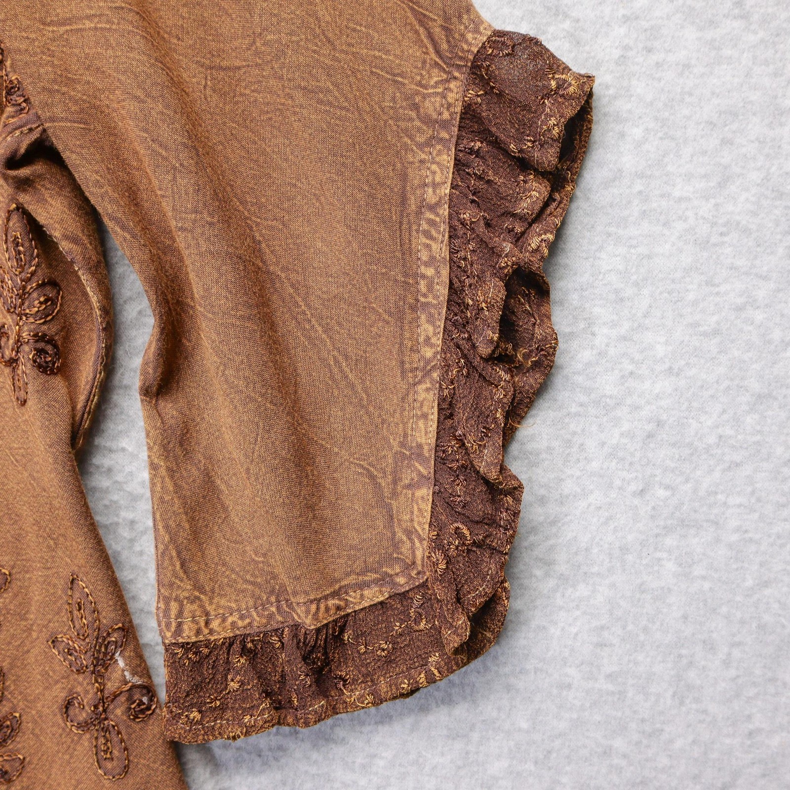 Yeshi Blouse Womens M Brown Embroidered Button Ruffle Fairy Boho Rennaissance