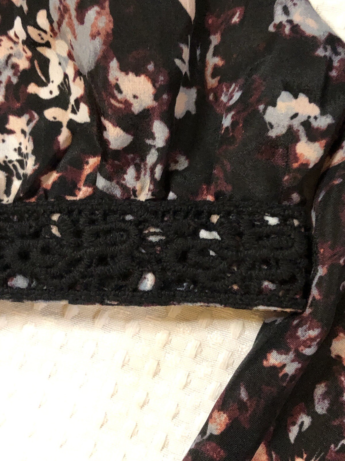 TANZARA – Women’s Large – NEW – Black Pink Floral Lace Panel Blouse – MSRP $43