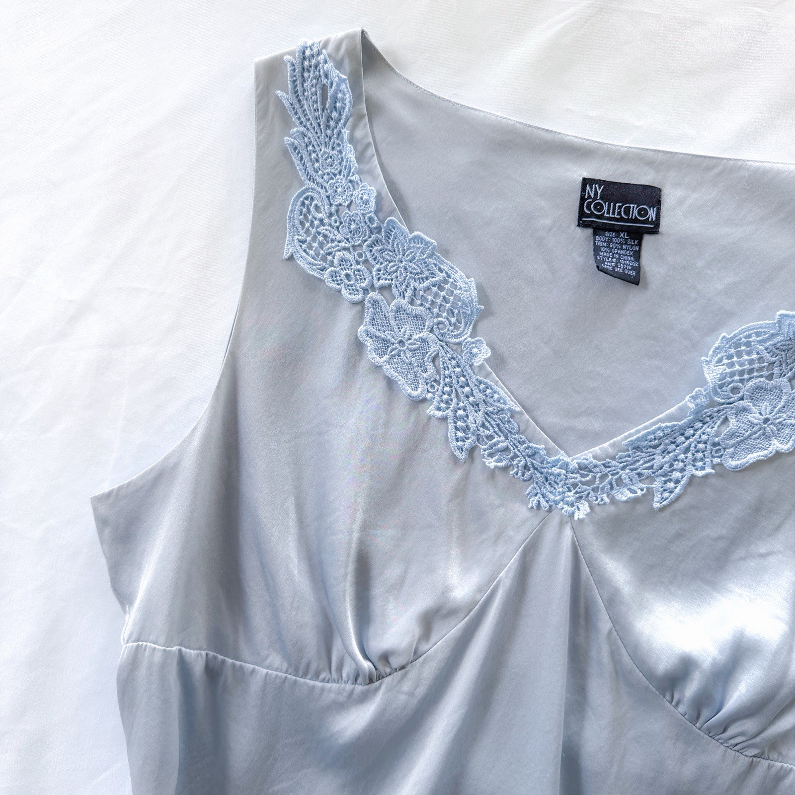 VTG 90s Y2K 100% Silk NY Collection Light Blue Cami XL