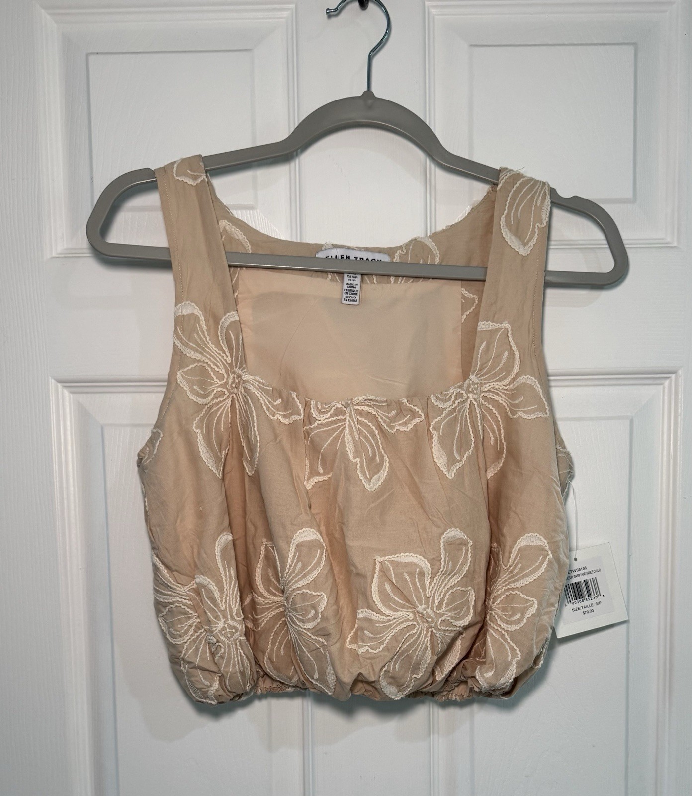 Ellen Tracy Beige/White Floral Embroidered Sleeveless Pullover Blouse
