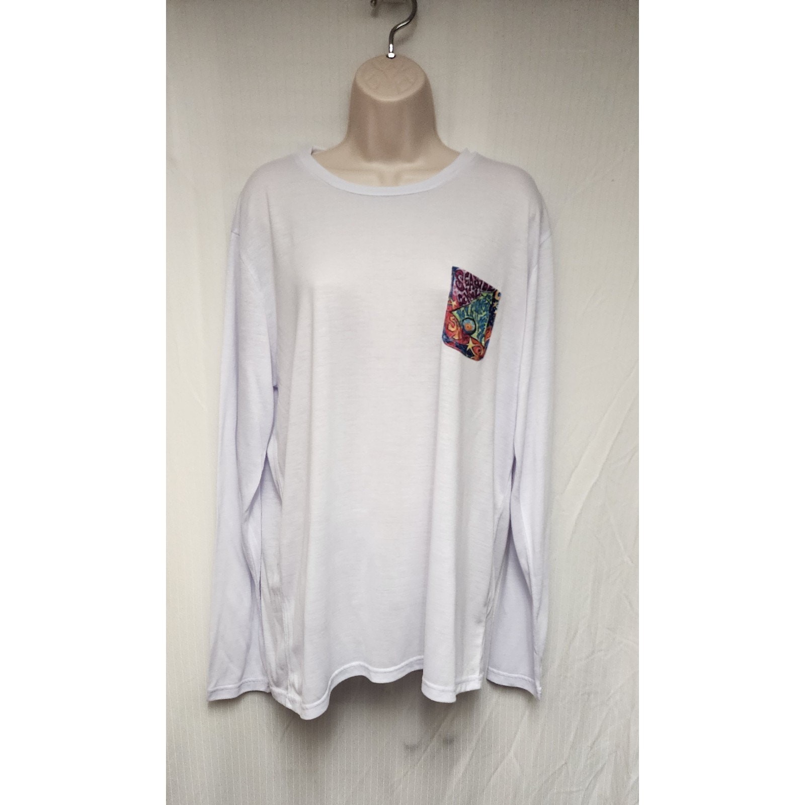Always Advancing Long Sleeve Round Neck White Tunic Tee Shirt Size Large