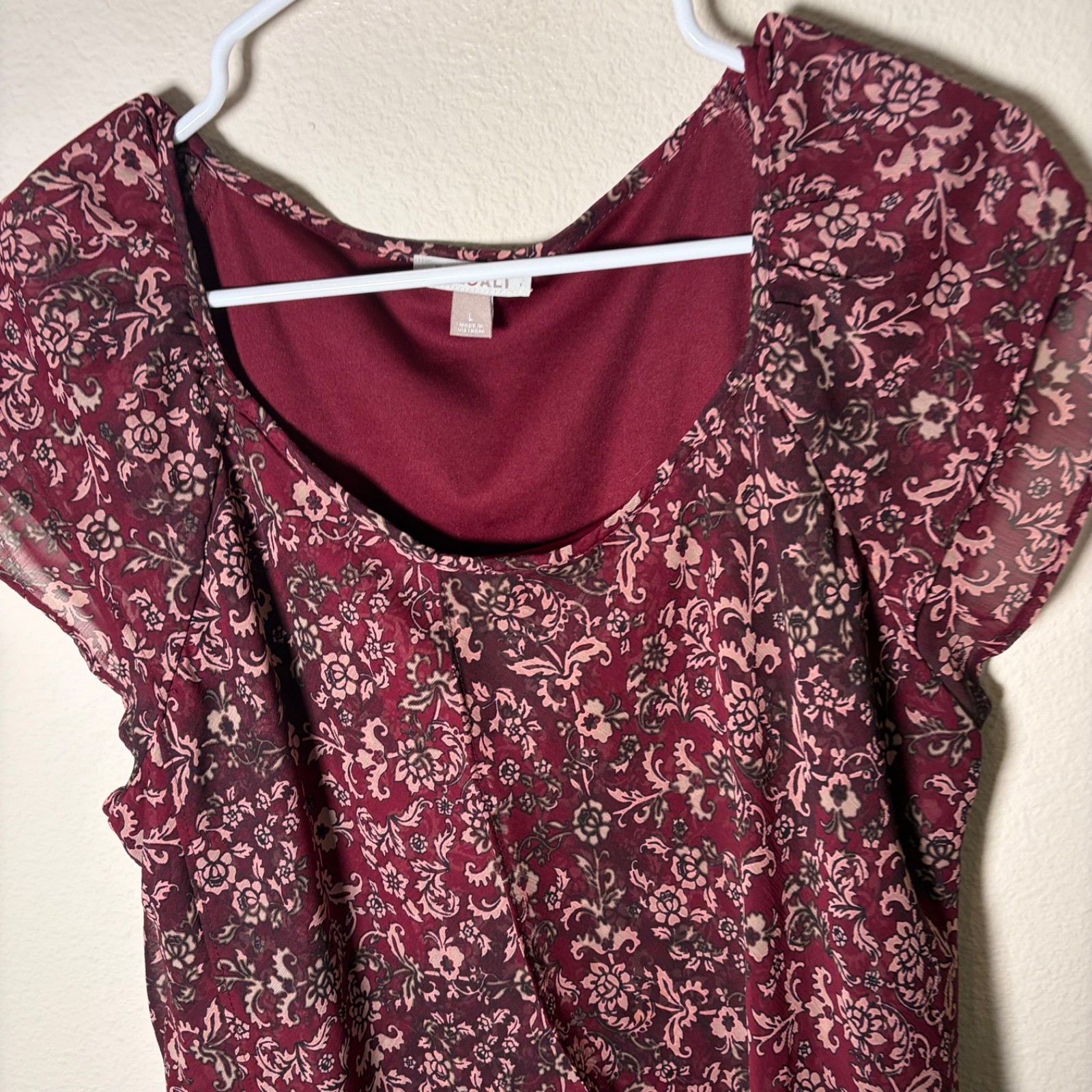 Roz & Ali Blouse Women’s Large Round Neck Red Boho Cap Sleeve Top Shirt