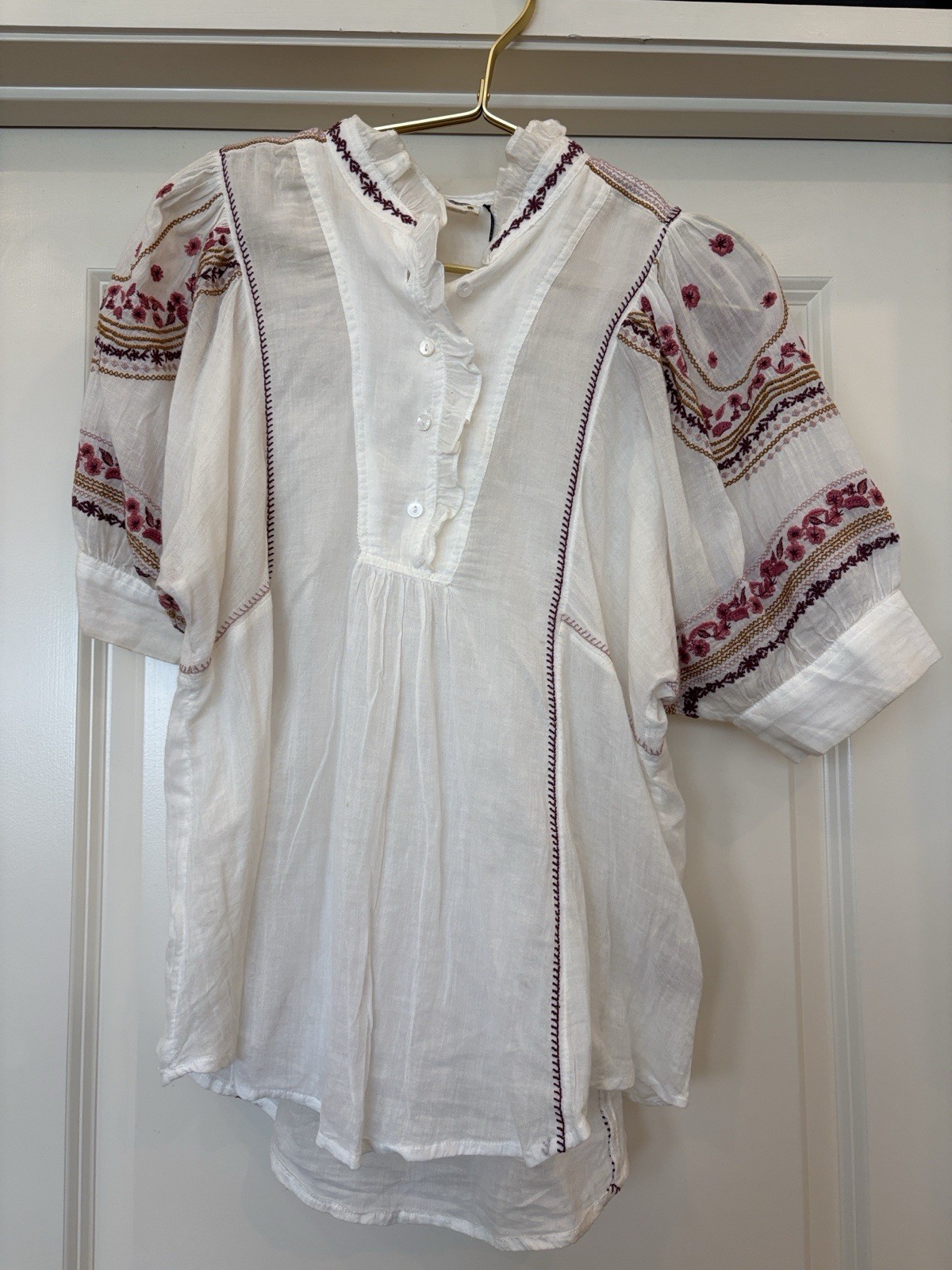 Women’s White/Red Embroidered V-Neck Button Tunic Blouse