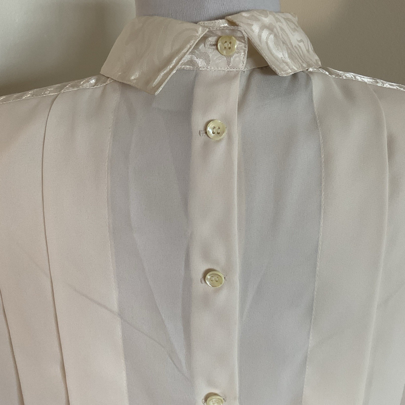 Vintage Nilani Ivory Pleated Blouse 8 Embroidered Yoke 80s Office Chic