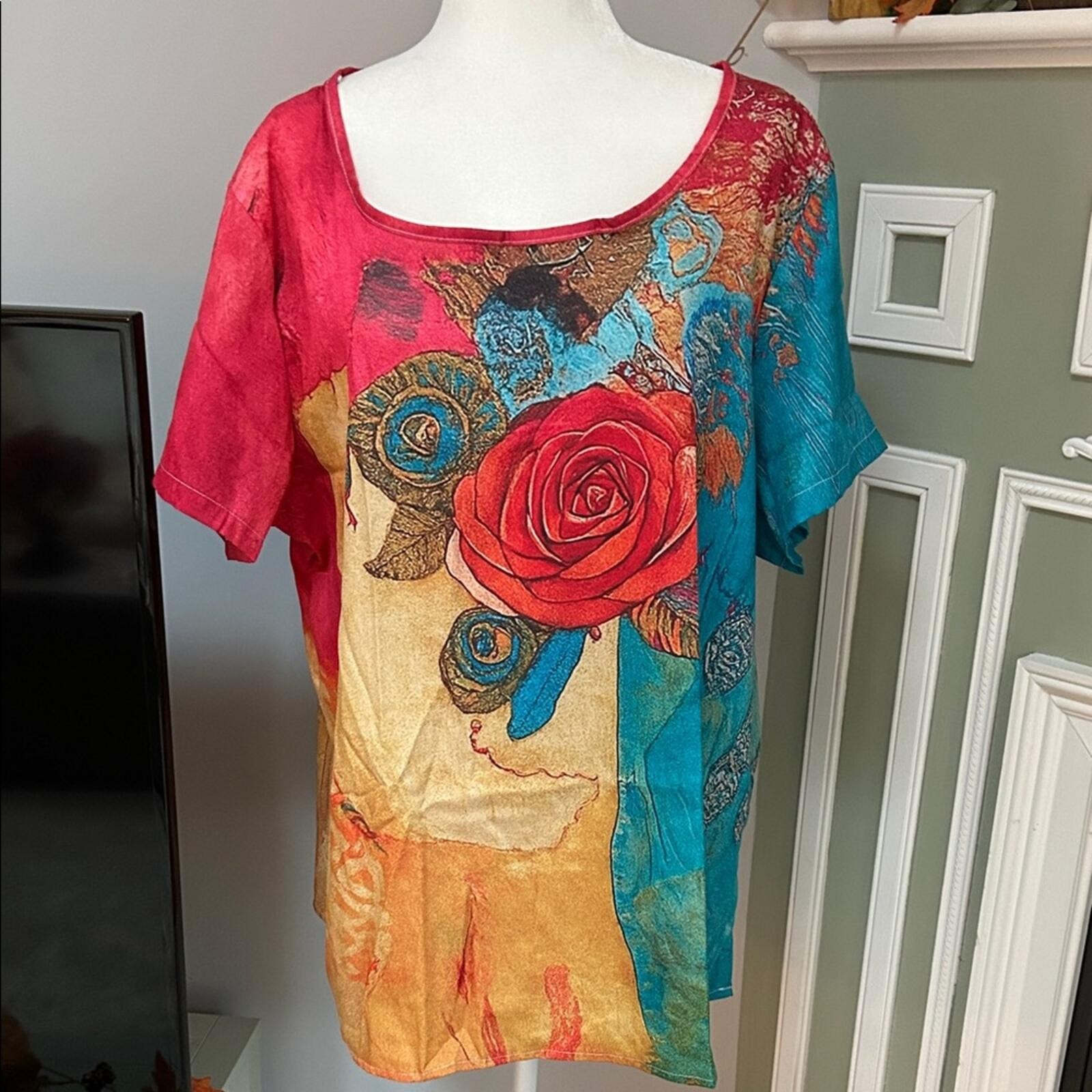 Artistic Red and Blue Floral Women’s Tee