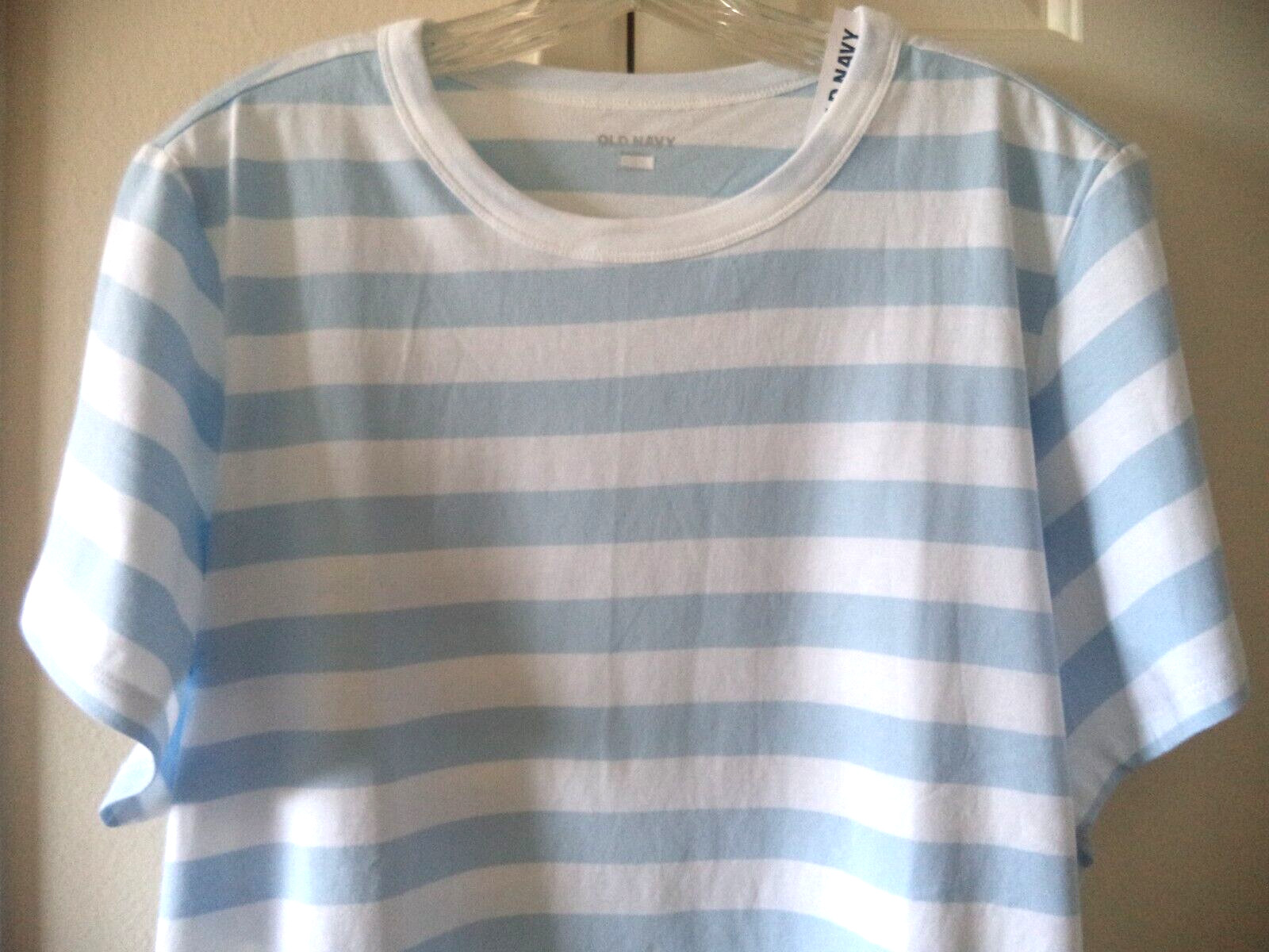 Old Navy Sky Blue Light Blue & White Striped T-shirt Knit Top 18 20 22 2X XXL