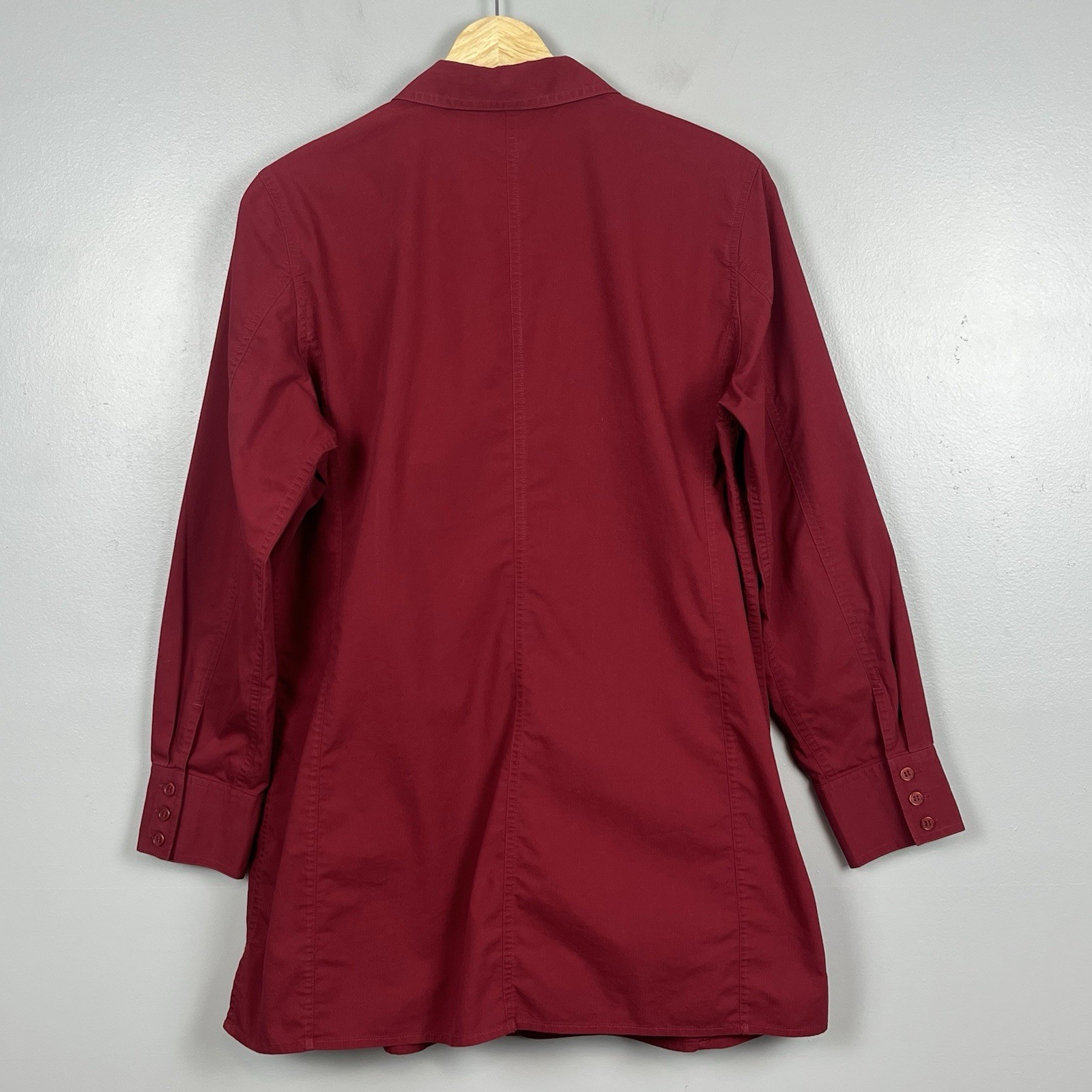 Chico’s red poly cotton spandex button front tunic length shirt, large.