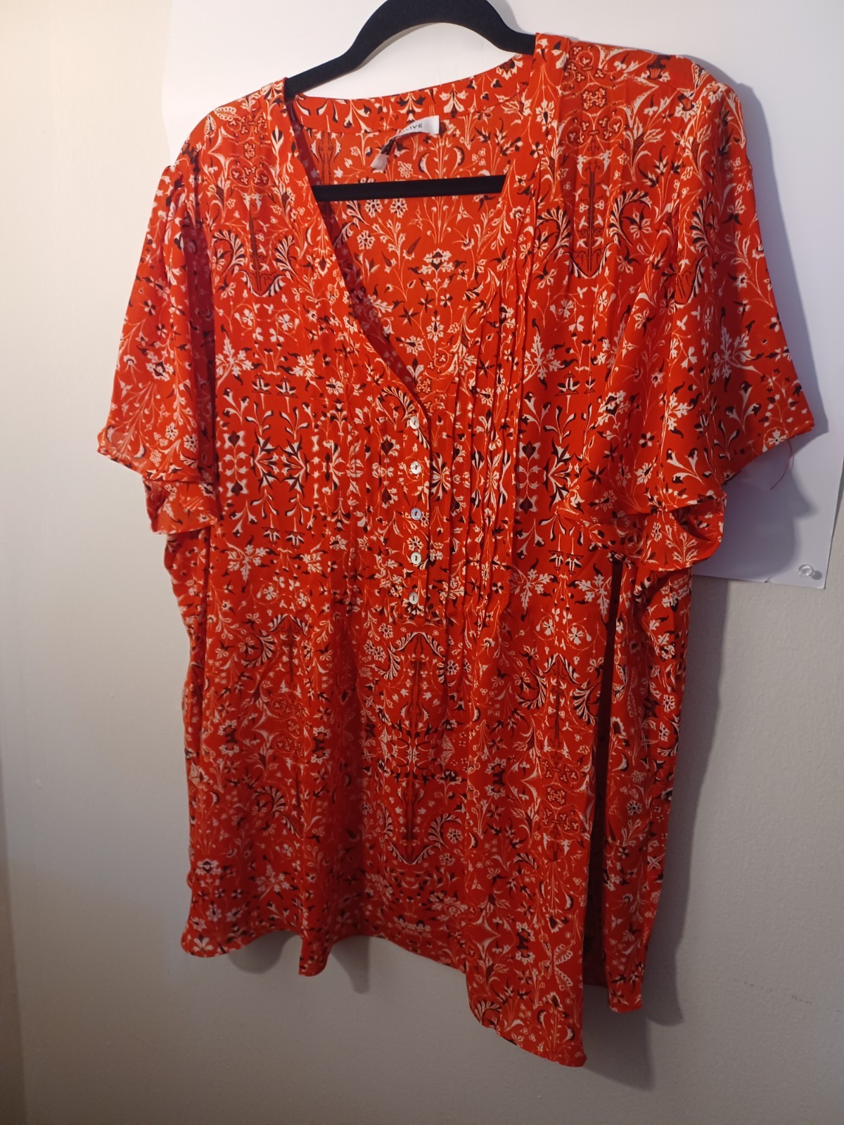 Rose And Olive Women’s Red Lightweight Flutter Sleeves Blouse Pre-owned 3X READ