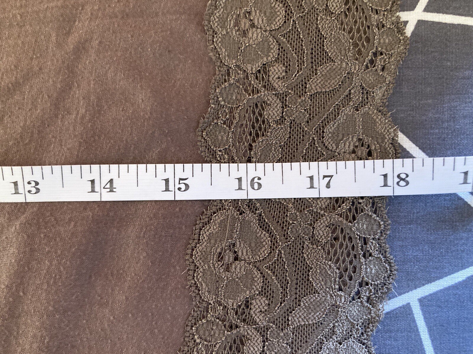 Women’s Weavers Camisole Tank Adjustable Straps Brown Lace Trim Size Medium