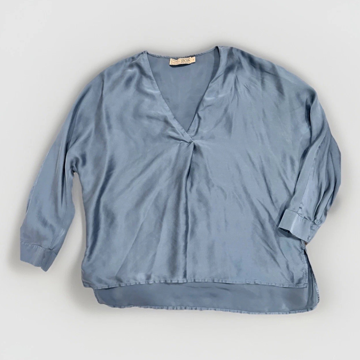 GO BY GO SILK Blue V-Neck 100% Silk Washable Blouse Top retails $378