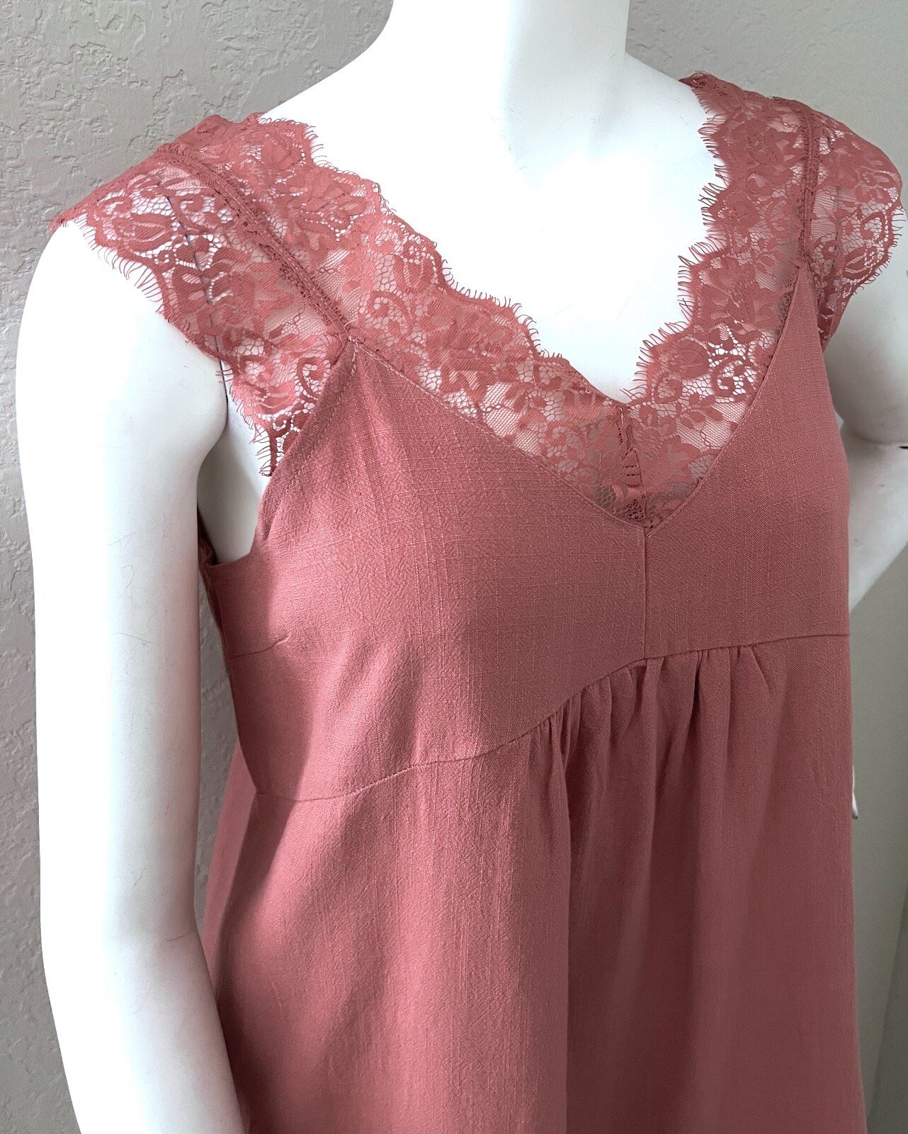 Umgee USA Linen Blend Lace Trim Tank Top Blouse Rose Clay Pink Plus XL 1XL 2XL
