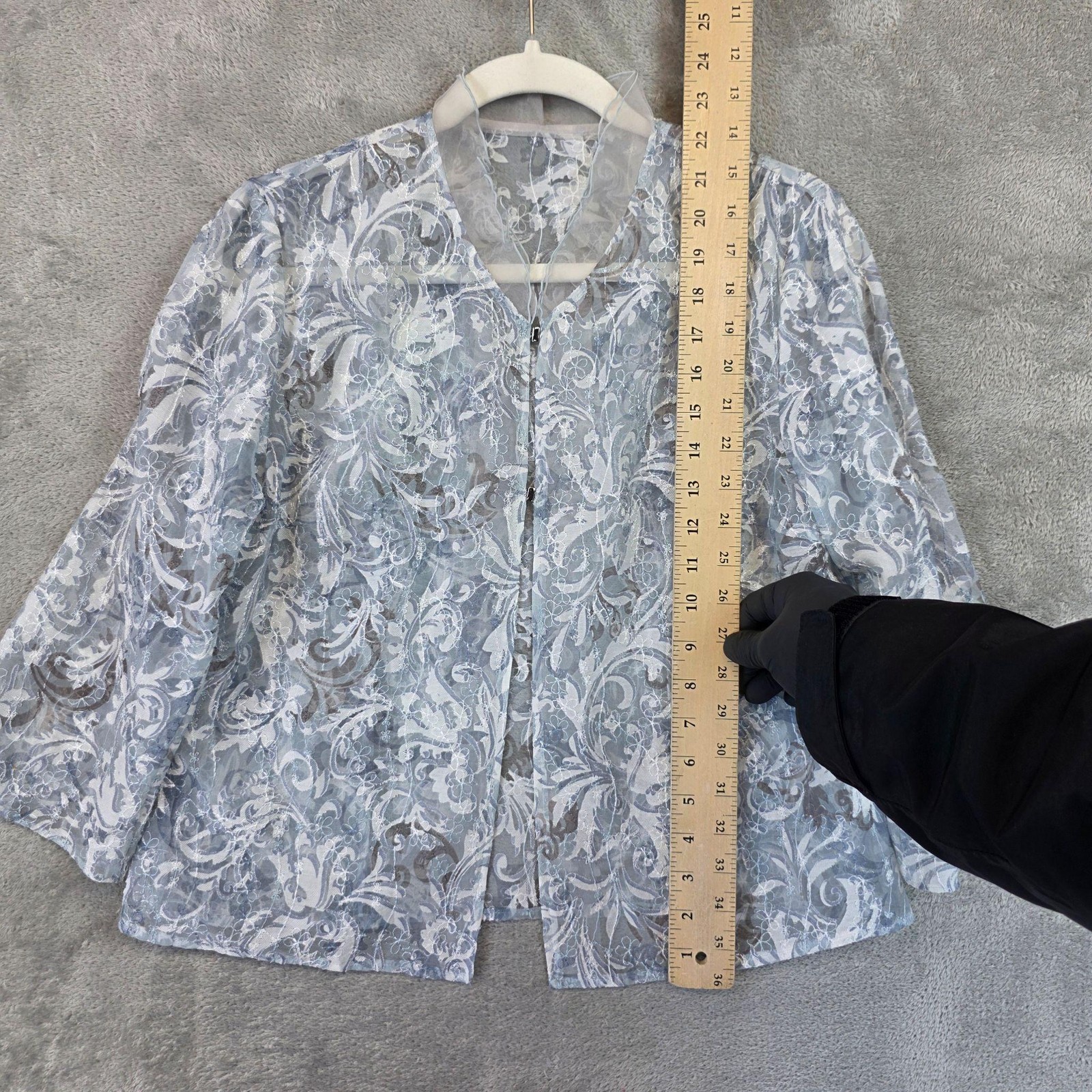 Leporte Tokyo Style Blouse Womens M Blue V Neck 3/4 Sleeve Sheer Floral Lace