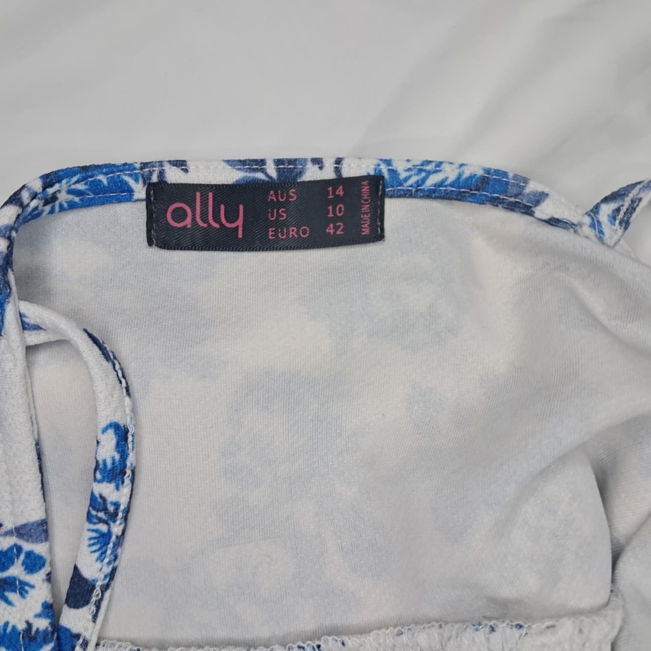 Ally Fashion Blue Floral Spaghetti Strap Ruffle Top – Size 14 (US 10)